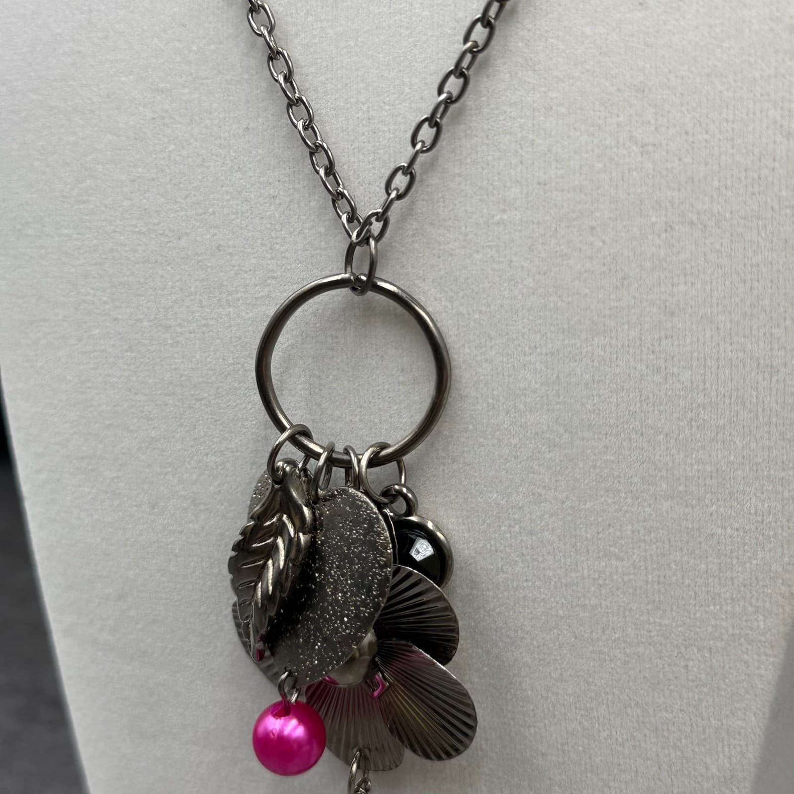 Vintage Gunmetal Tone Floral Flower Pink Bead Tassel Charms Drop Pendant - Thumbnail 4