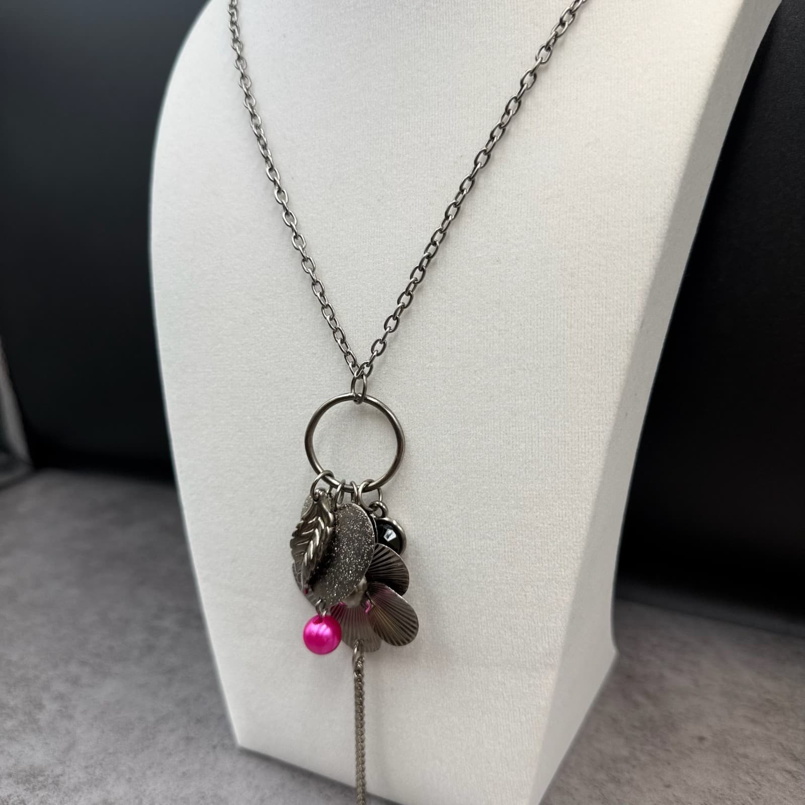 Vintage Gunmetal Tone Floral Flower Pink Bead Tassel Charms Drop Pendant - Thumbnail 3