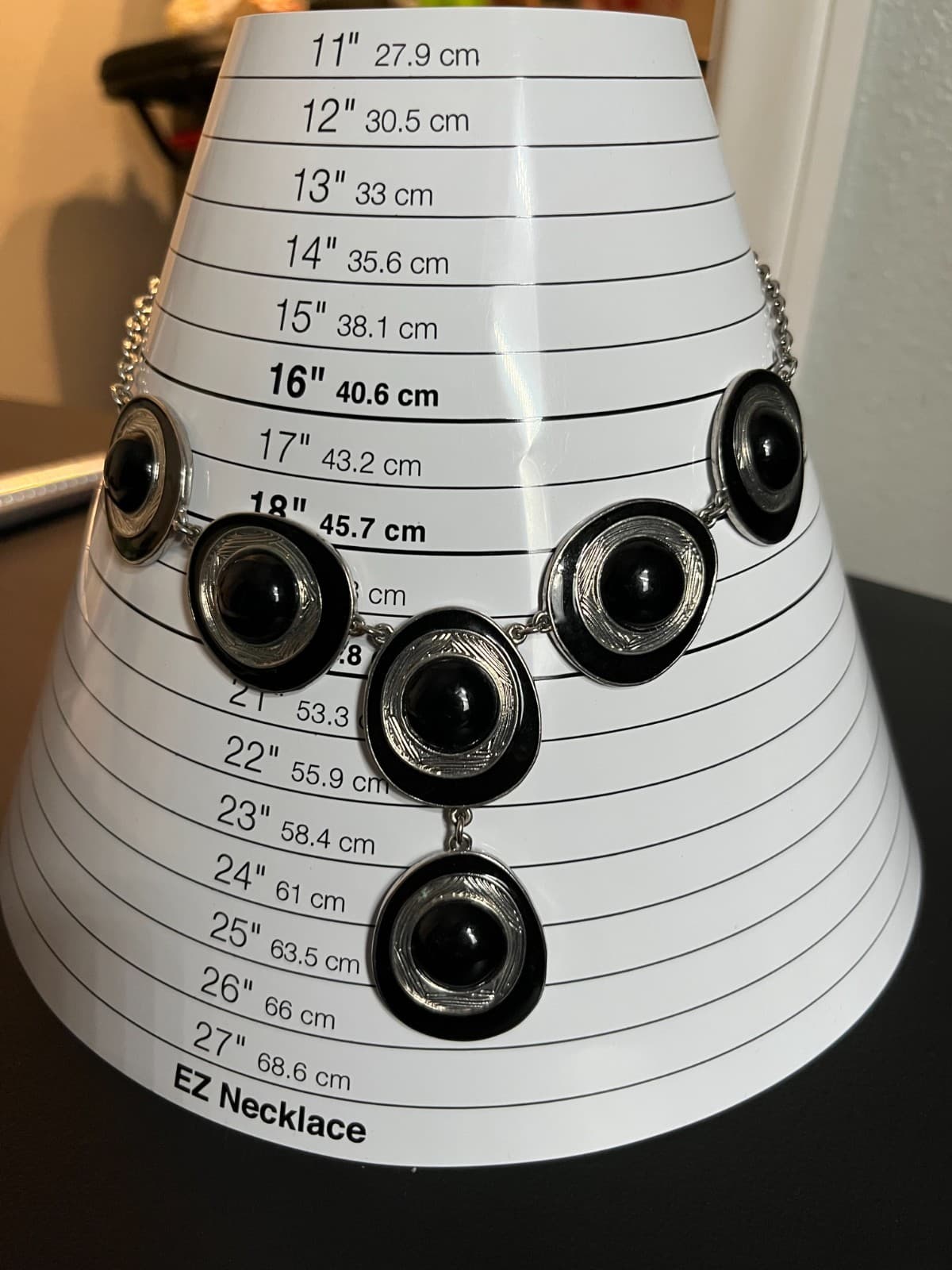 Vintage NY & Co Black Cabochon Statement Necklace Silver Tone Retro Goth Chunky - Thumbnail 8