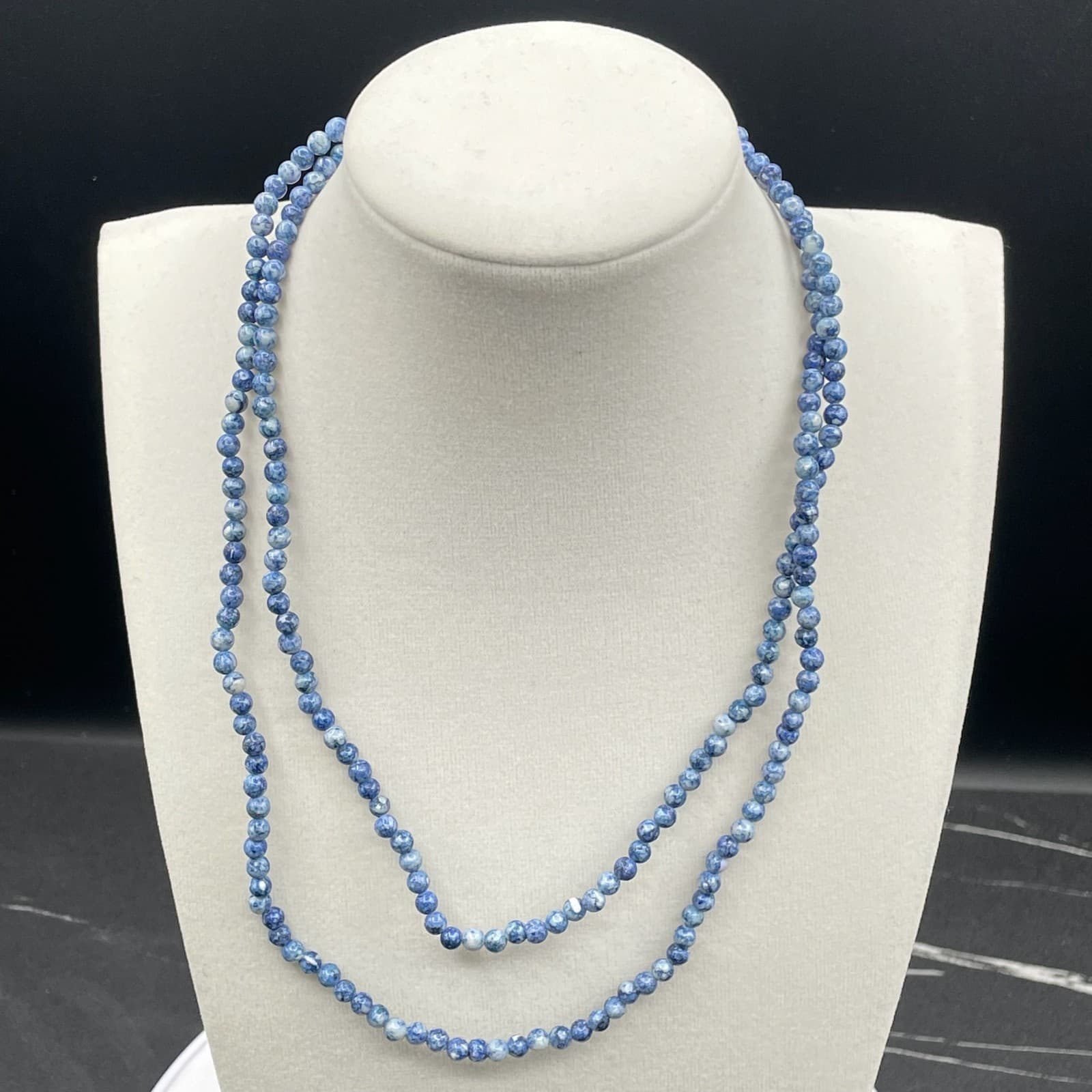 Vintage Handmade Womens Blue Natural Stone Dyed Quartz 17" Long Fashion Necklace - Image 1