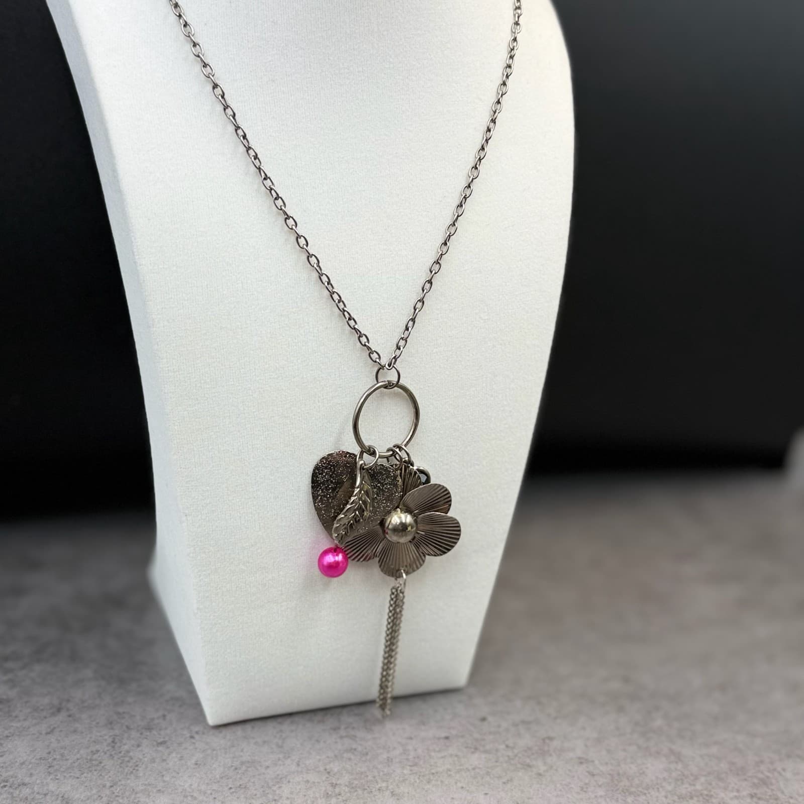 Vintage Gunmetal Tone Floral Flower Pink Bead Tassel Charms Drop Pendant - Thumbnail 10