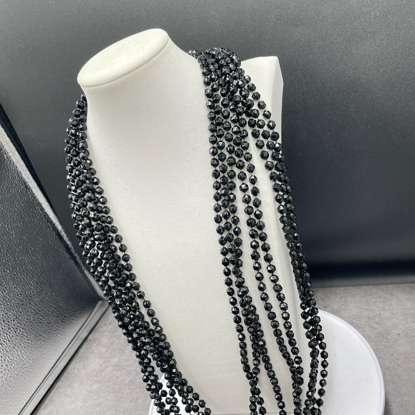 Vintage Multi-Strand Black Faceted Gold-Tone Lobster Beaded Necklace - Size 17" - Thumbnail 5