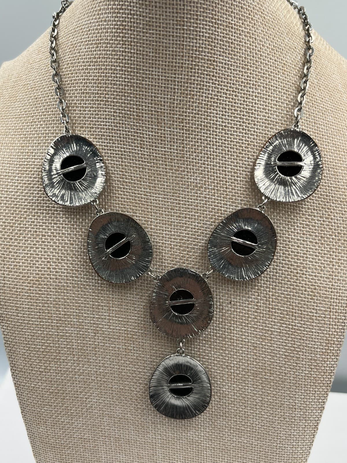 Vintage NY & Co Black Cabochon Statement Necklace Silver Tone Retro Goth Chunky - Thumbnail 6