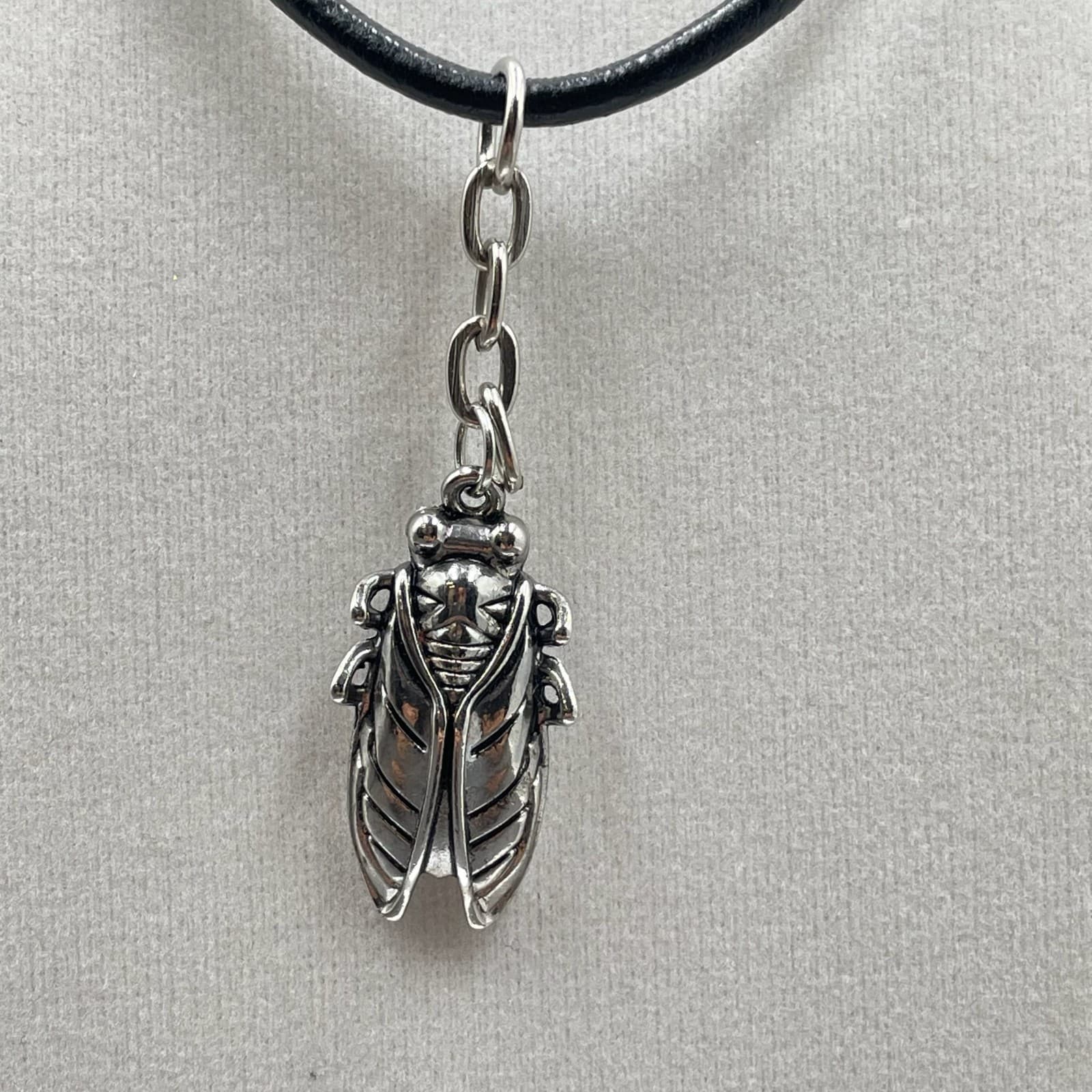 Vintage Black Leather Choker Silver-Toned Scarab Beetle Necklace - Size 17" - Image 1