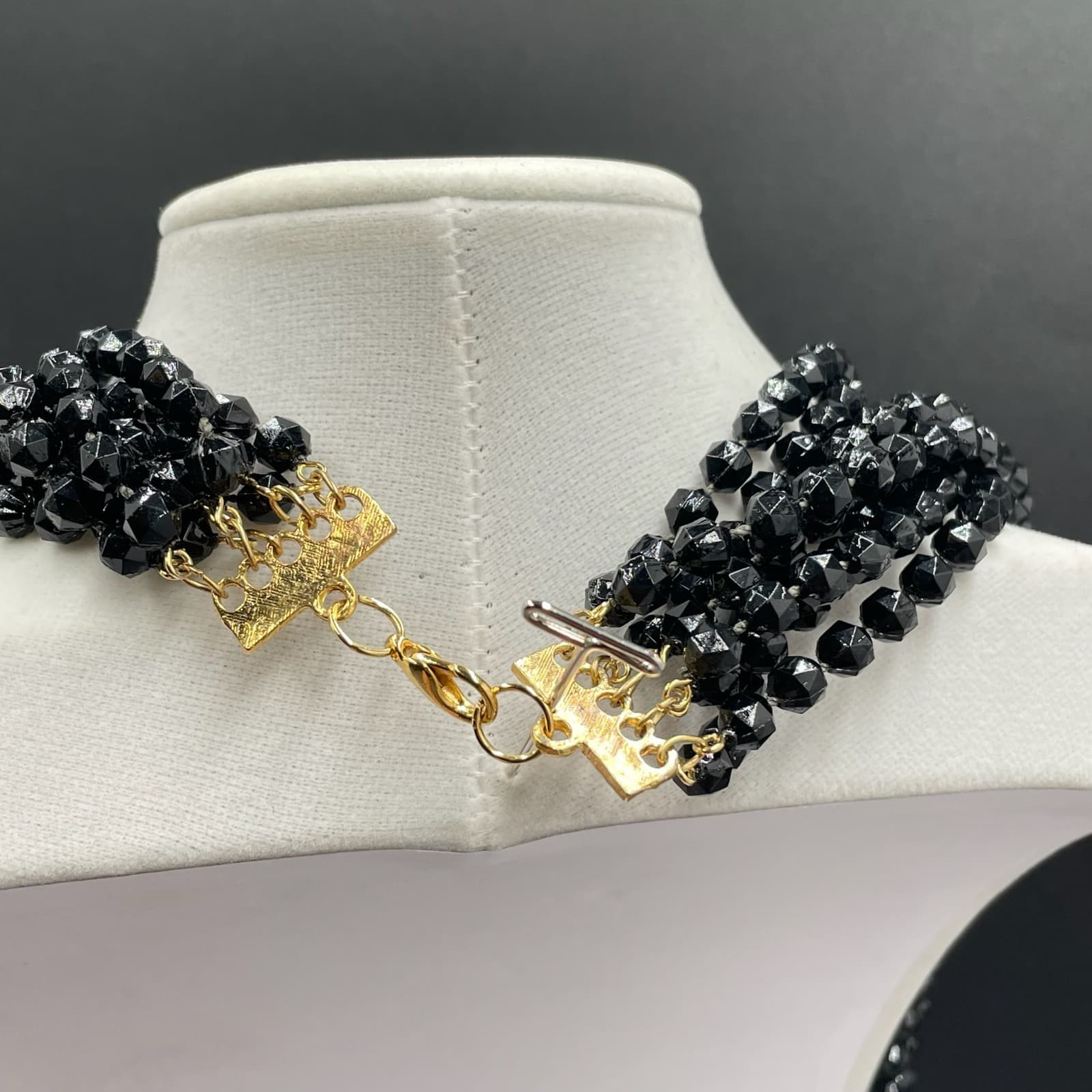 Vintage Multi-Strand Black Faceted Gold-Tone Lobster Beaded Necklace - Size 17" - Thumbnail 7