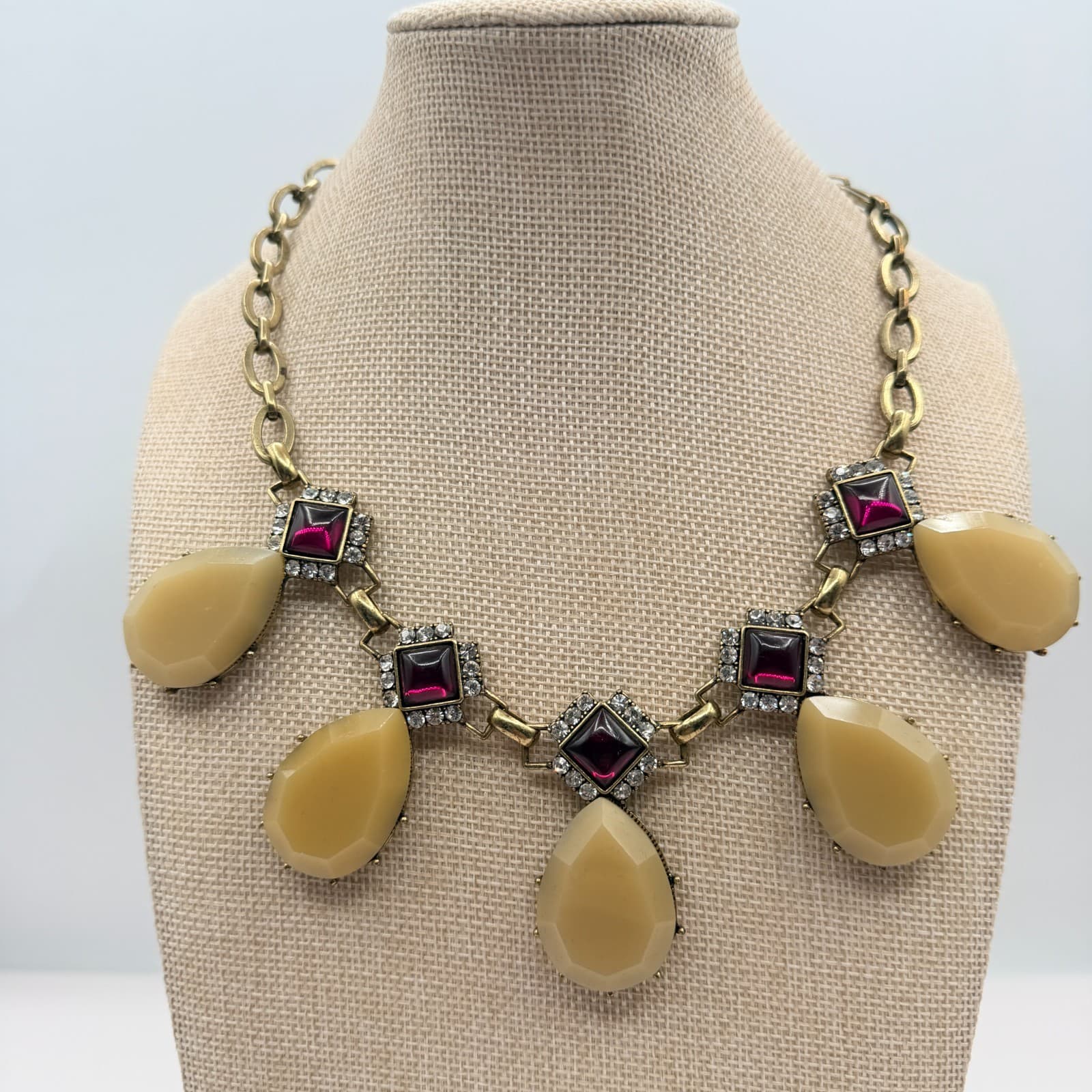 Vintage 80s Style Chunky Collar Necklace Rhinestone Halo Embellishments Jewelry - Thumbnail 4