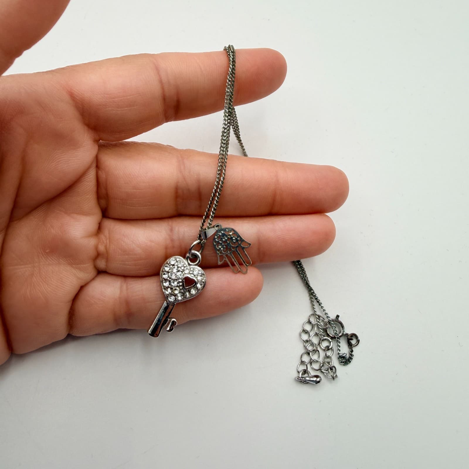 Vintage 80s Ornate Hamsa Hand Silver Tone Heart Key Amulet Statement Jewelry - Thumbnail 9