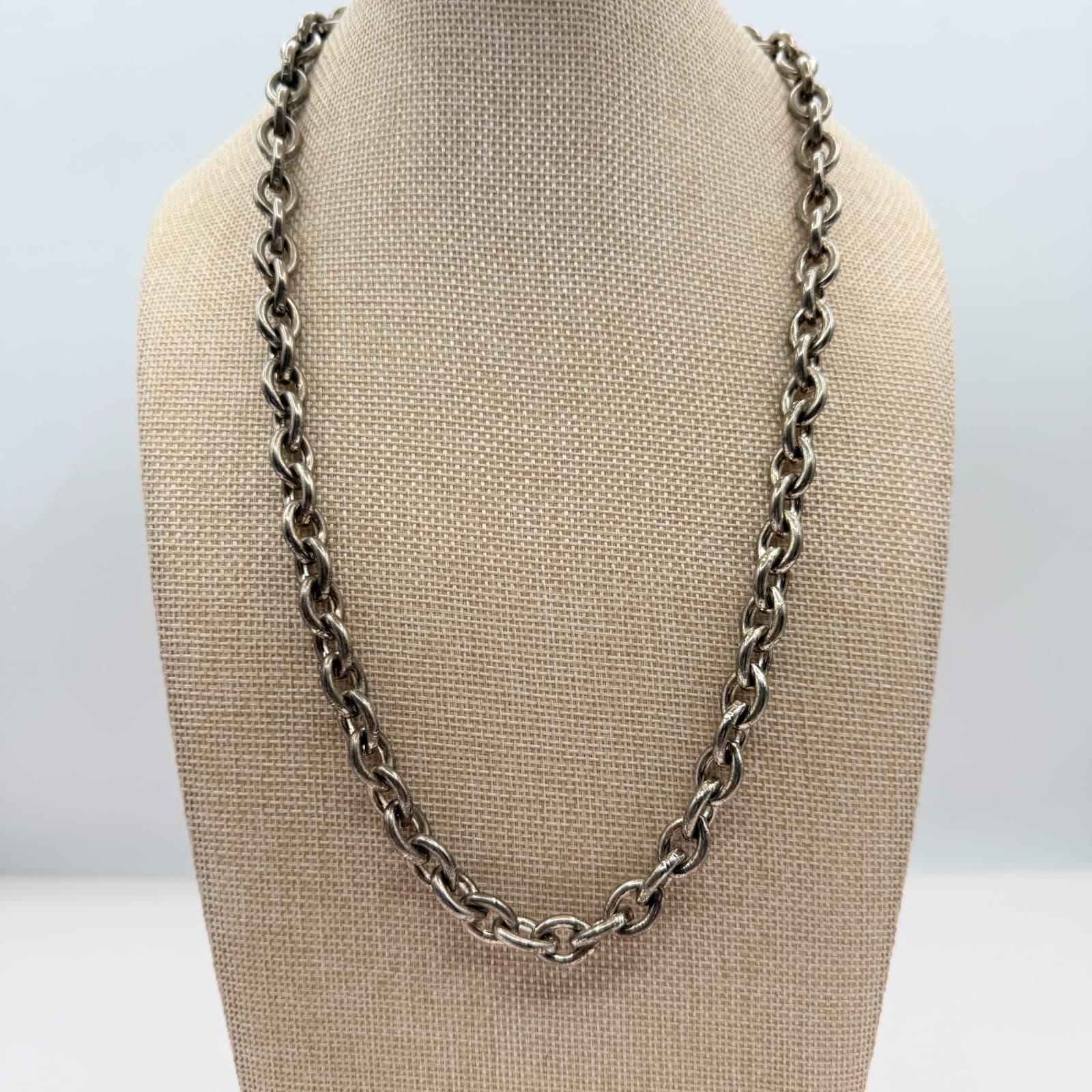 Vintage 90s Silver Tone Oval Link Chain Necklace Statement Women's Jewelry - Thumbnail 3
