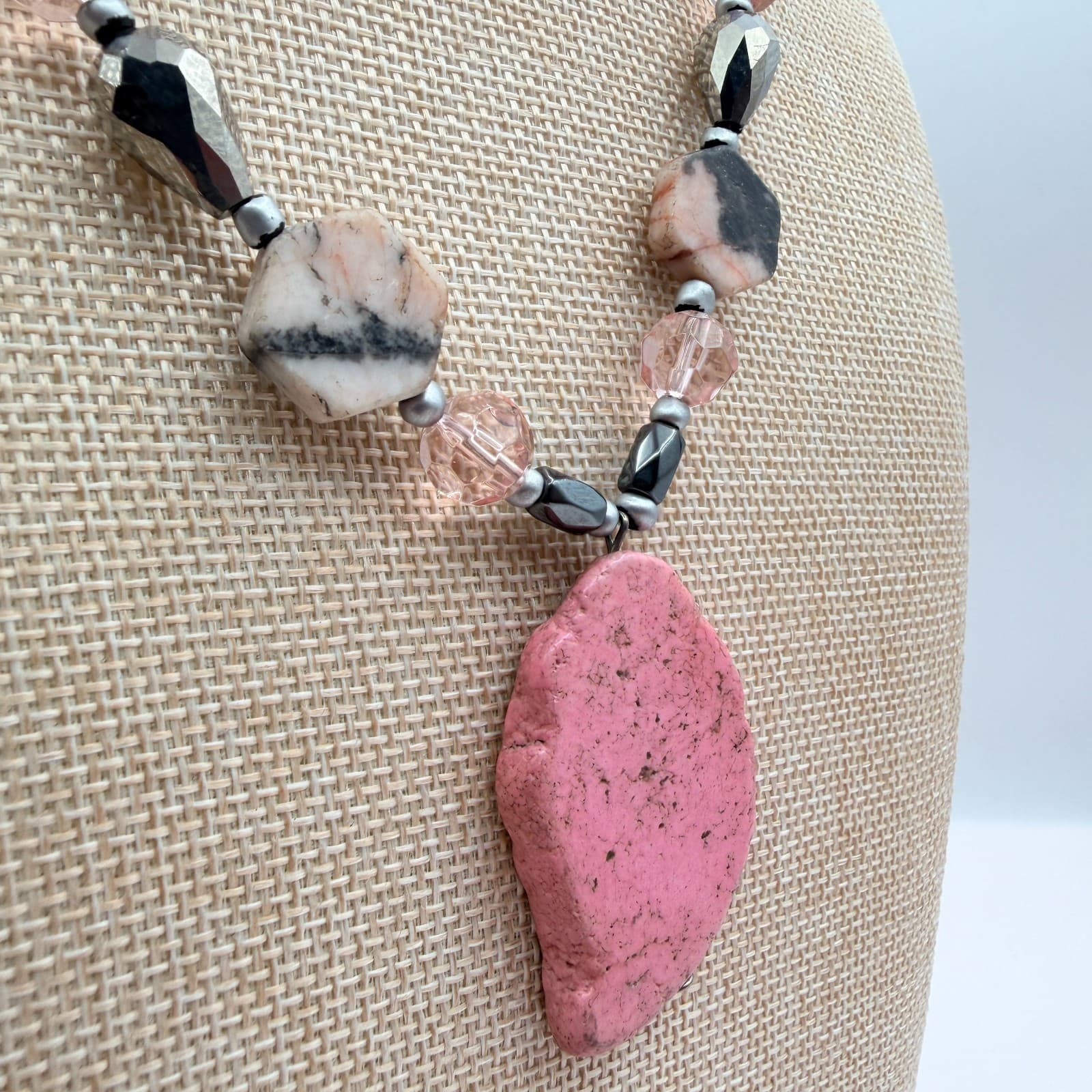 Vintage 90s Pink Stone Statement Necklace Glass Beaded Boho Fashion Jewelry - Thumbnail 5
