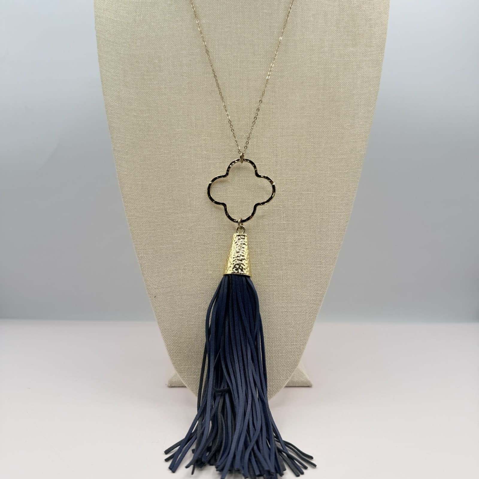 Vintage 80s Gold Tone Quatre Statement Necklace Bohemian Tassel Dangle jewelry - Thumbnail 3