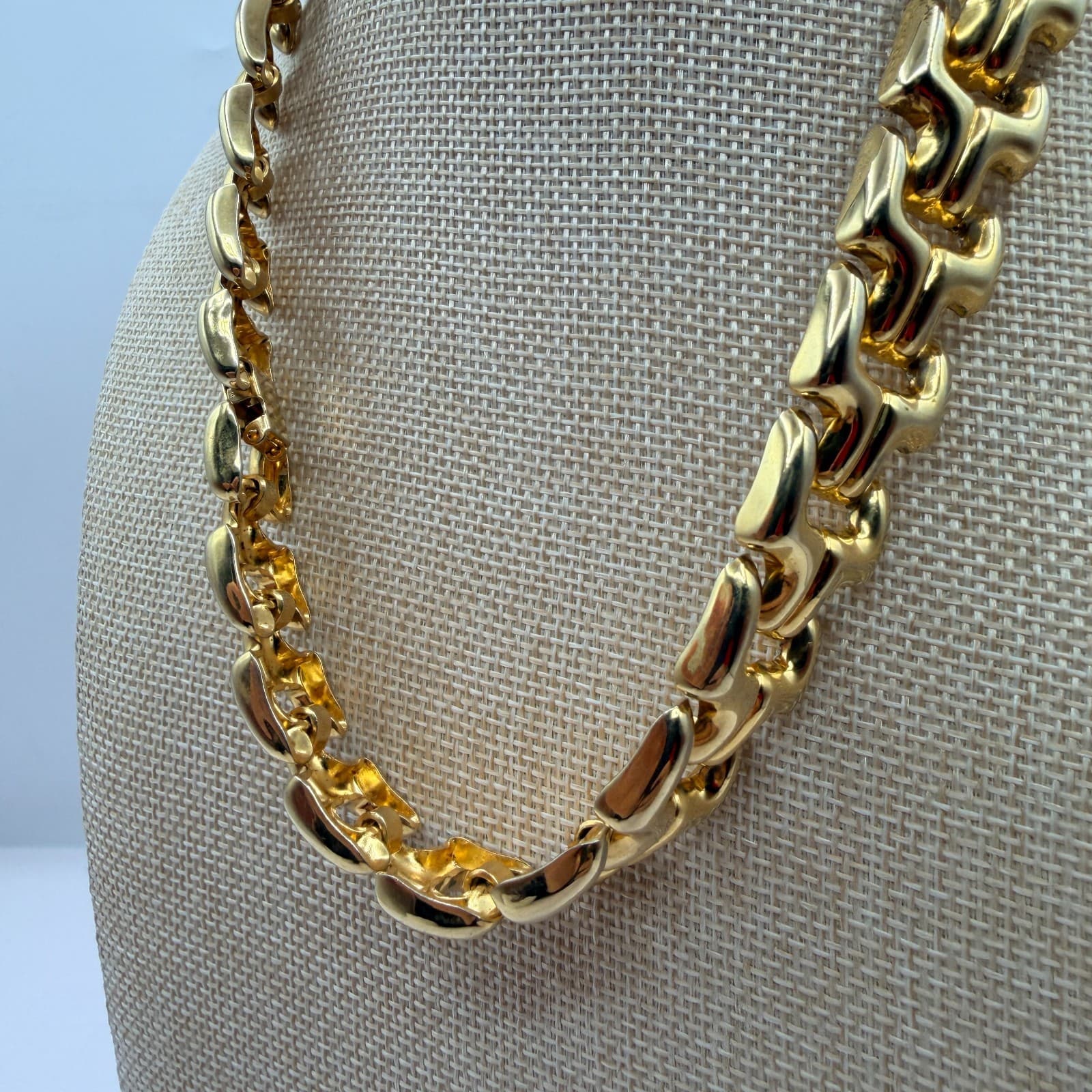 Vintage Y2K Gold Tone Interlocking Link Necklace Statement Women's Jewelry - Thumbnail 7