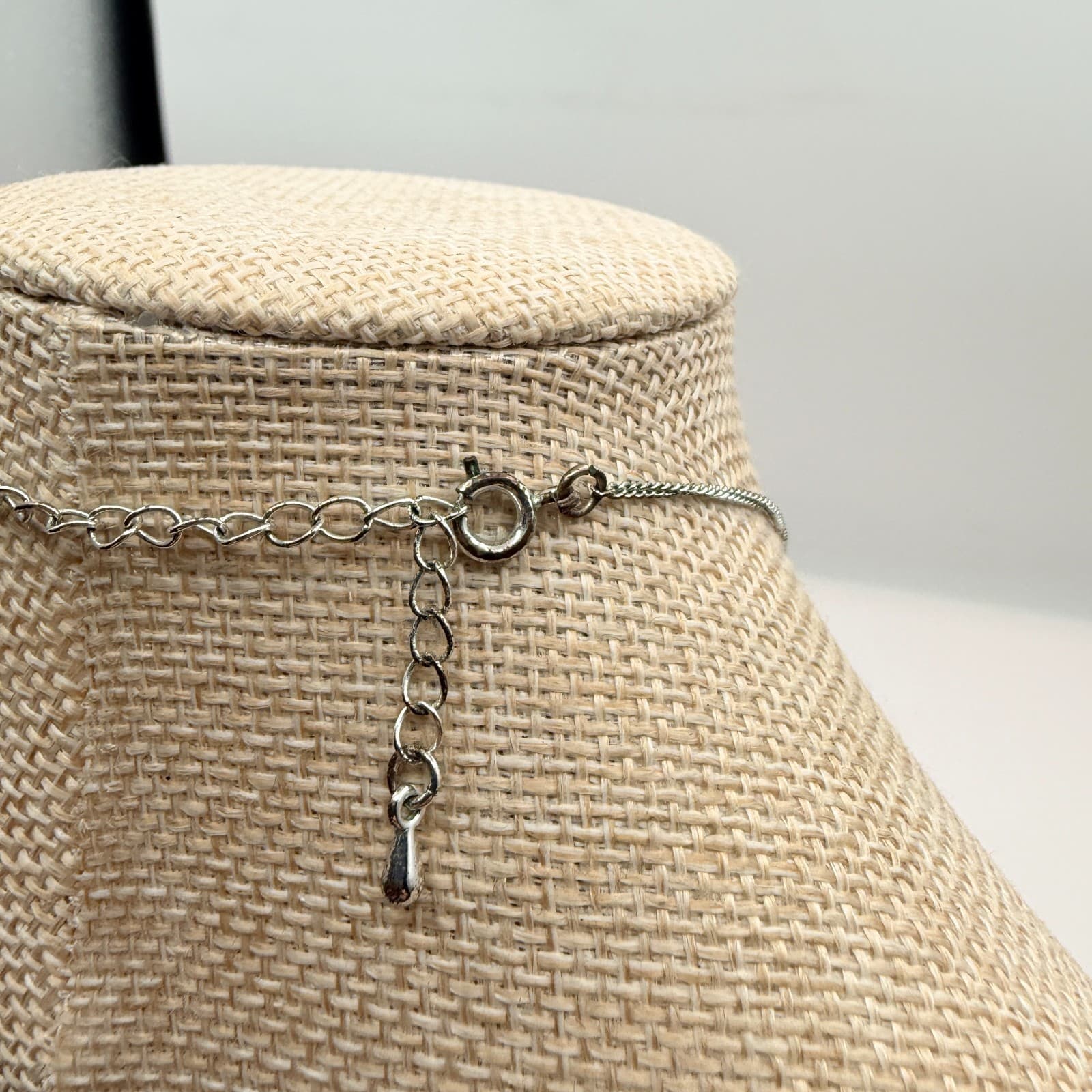 Vintage 80s Ornate Hamsa Hand Silver Tone Heart Key Amulet Statement Jewelry - Thumbnail 8