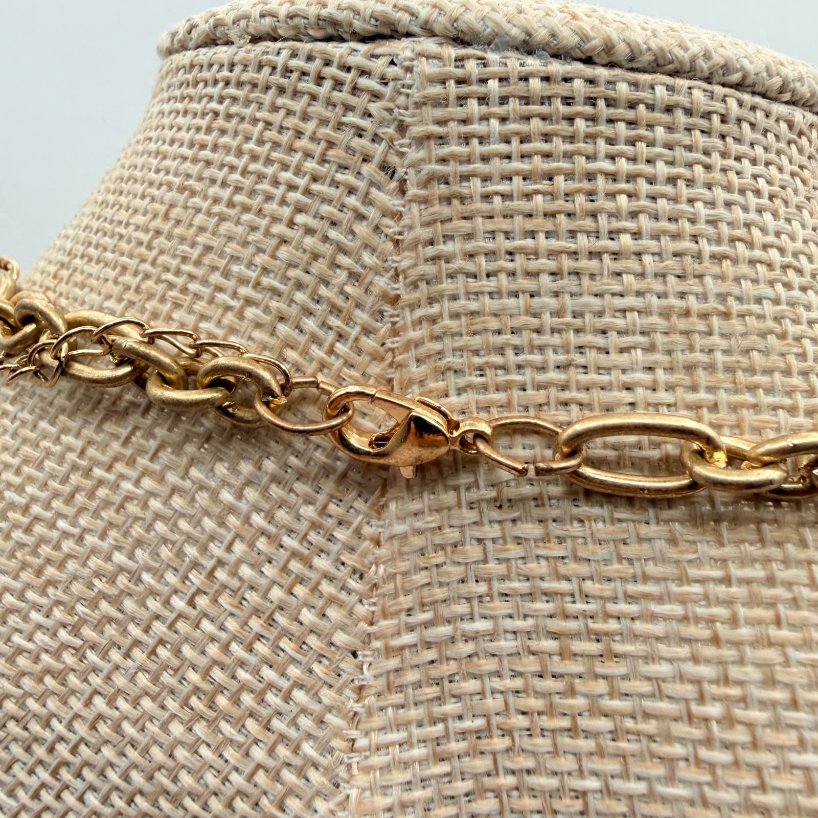 Vintage 90s Gold Tone Bib Necklace Boho Statement Women's Classic Jewelry - Thumbnail 8