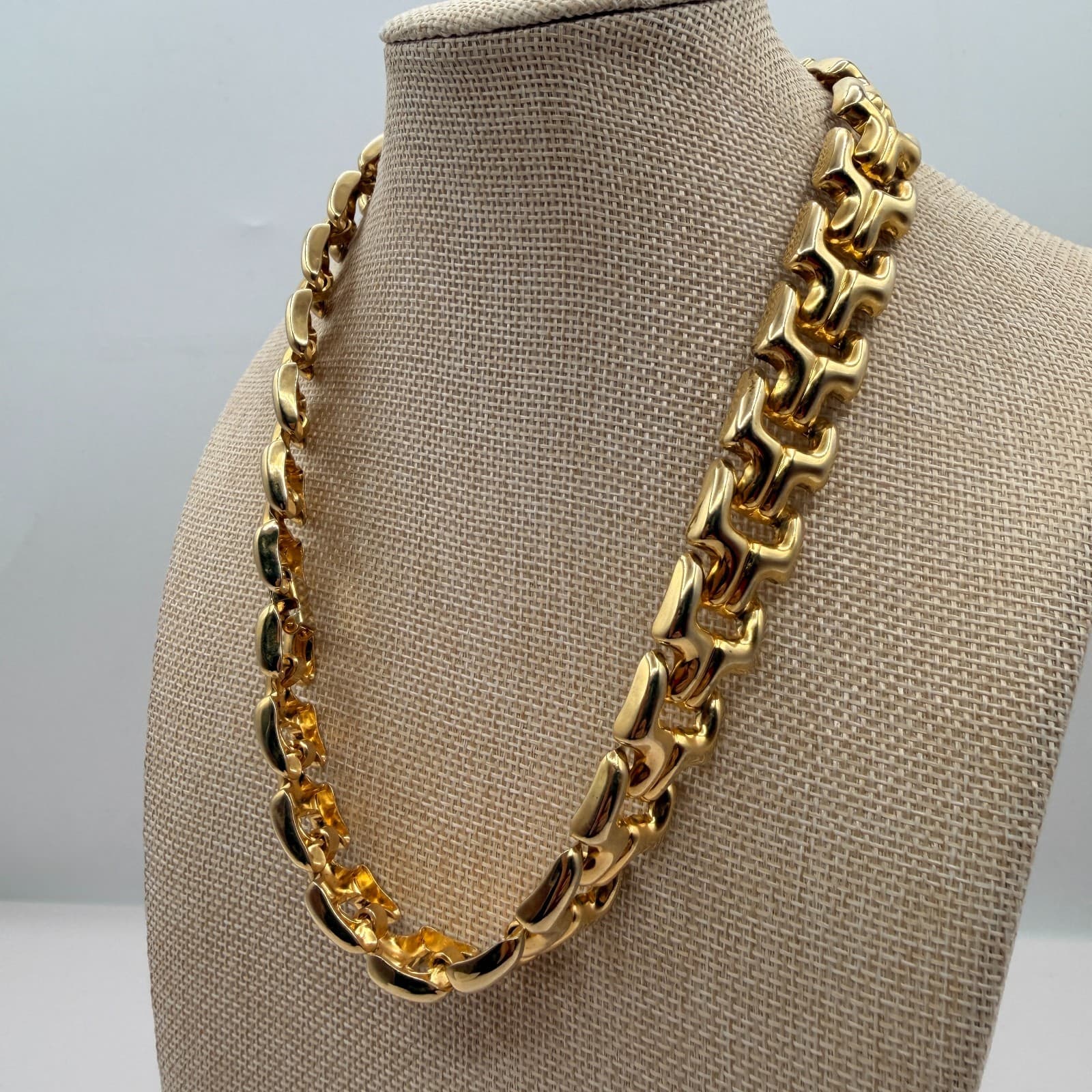 Vintage Y2K Gold Tone Interlocking Link Necklace Statement Women's Jewelry - Thumbnail 8