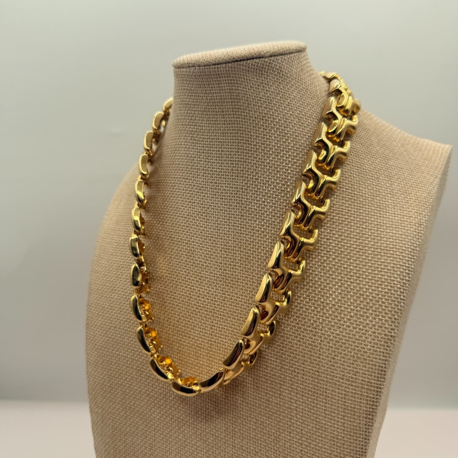 Vintage Y2K Gold Tone Interlocking Link Necklace Statement Women's Jewelry - Thumbnail 9