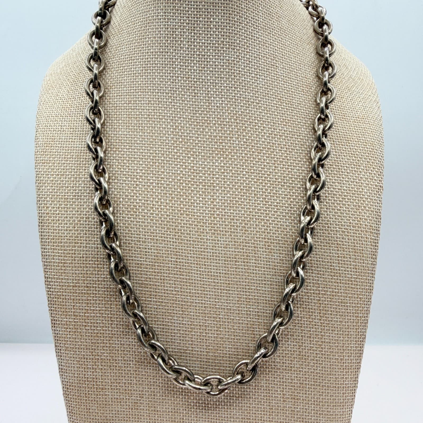 Vintage 90s Silver Tone Oval Link Chain Necklace Statement Women's Jewelry - Thumbnail 2