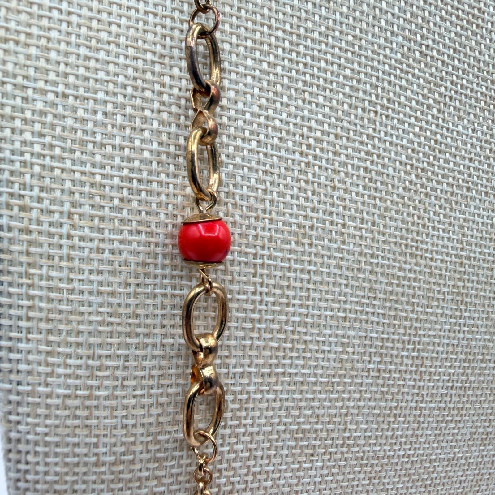 Vintage 90s Gold Tone Link Chain Red Beaded Necklace Women's Classic Jewelry - Thumbnail 5