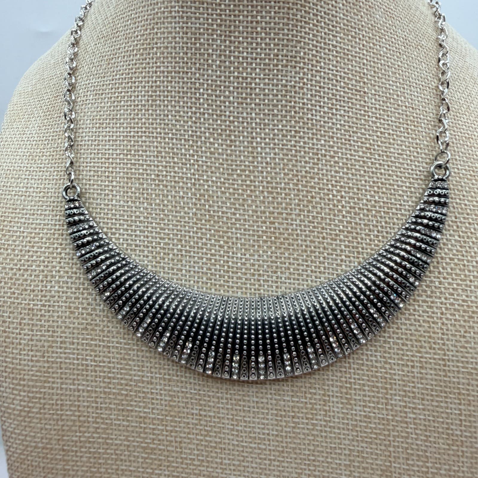 Vintage 90s Silver Tone Rhinestone Bib Necklace Statement Women's Jewelry - Thumbnail 3