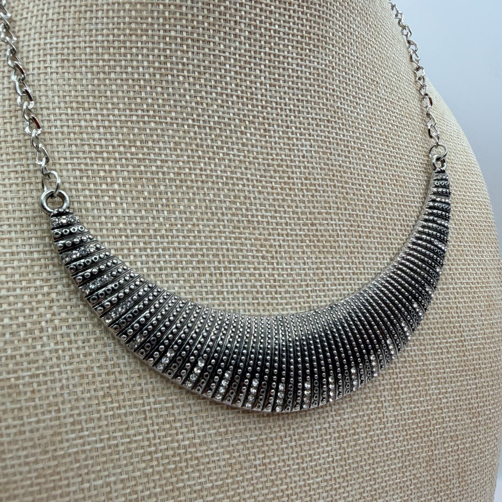 Vintage 90s Silver Tone Rhinestone Bib Necklace Statement Women's Jewelry - Thumbnail 4