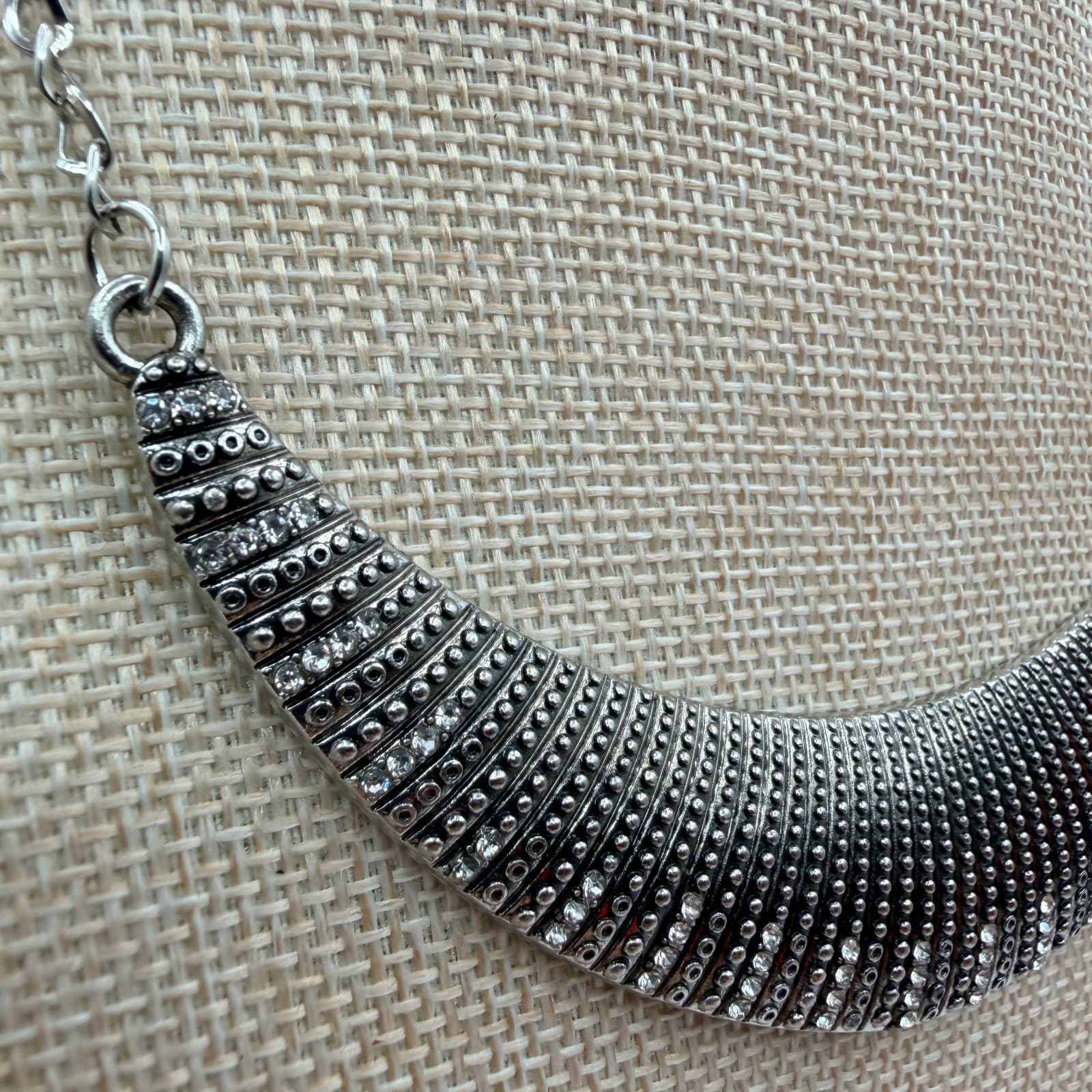 Vintage 90s Silver Tone Rhinestone Bib Necklace Statement Women's Jewelry - Thumbnail 5