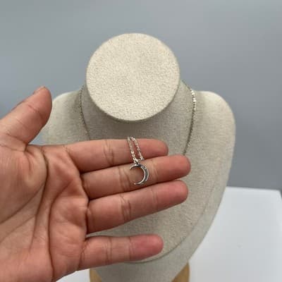 Vintage Silver Tone Crescent Moon Pendant Necklace Rhinestone Dainty Minimalist - Thumbnail 4