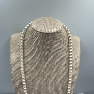 VTG Lot of 2 Mother Of Pearl Beaded Necklaces Ivory Classic Strand Jewelry Set - Thumbnail 7