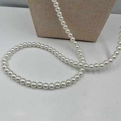 VTG Lot of 2 Mother Of Pearl Beaded Necklaces Ivory Classic Strand Jewelry Set - Thumbnail 8