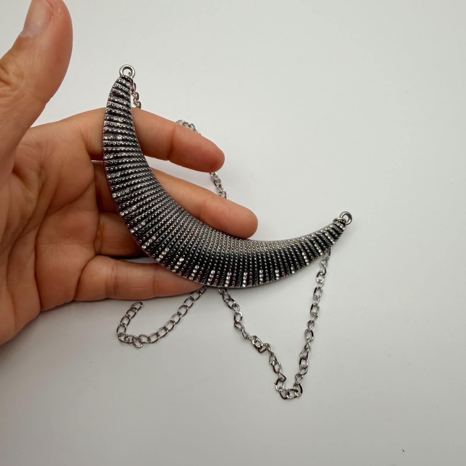 Vintage 90s Silver Tone Rhinestone Bib Necklace Statement Women's Jewelry - Thumbnail 8