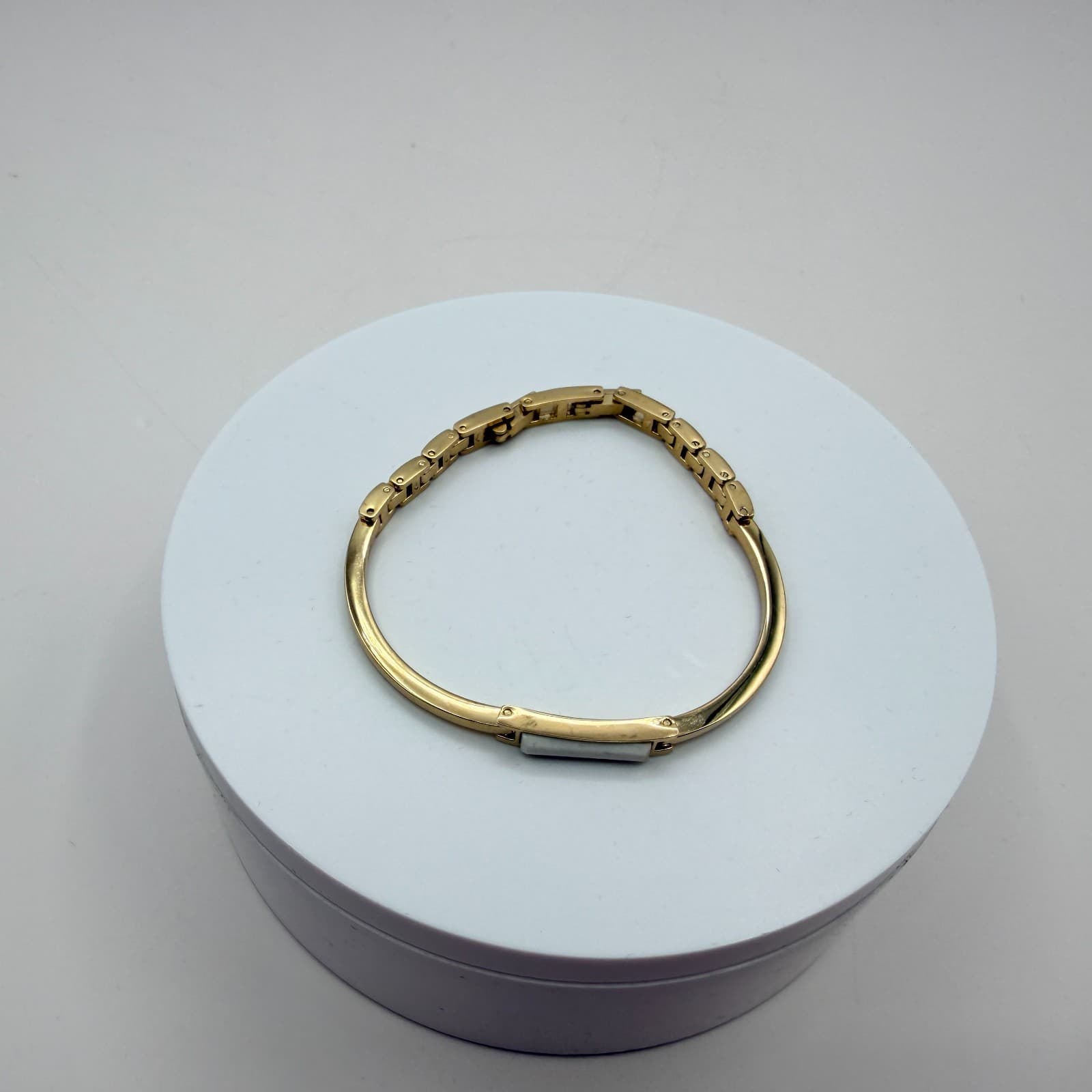 Vintage 80s Gold Tone Textured Spiral Knot Hinged Bangle Bracelet Boho Jewelry - Thumbnail 10