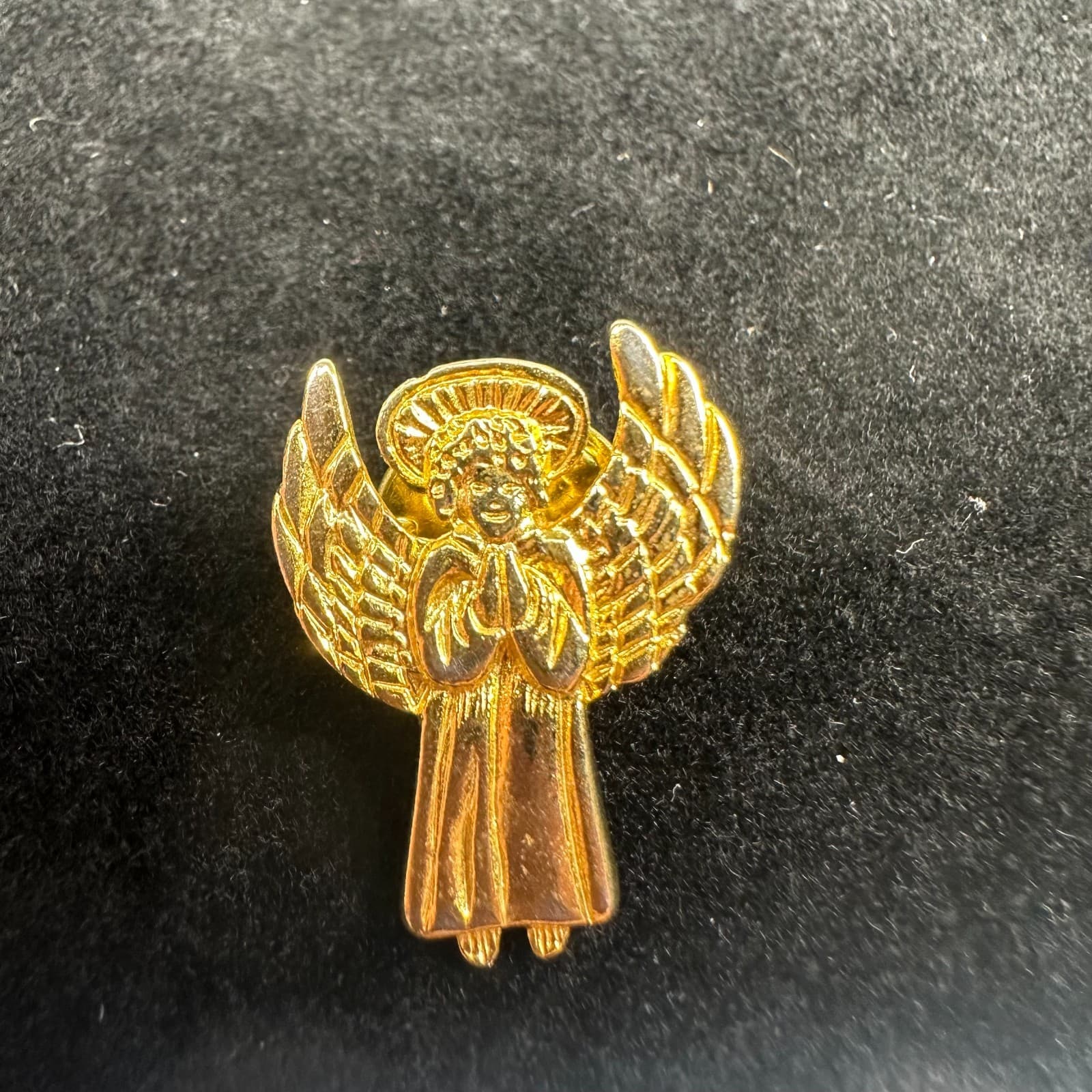 Vintage Goldtone Angel Brooch Pin – Praying Guardian Angel Jewelry - Image 1