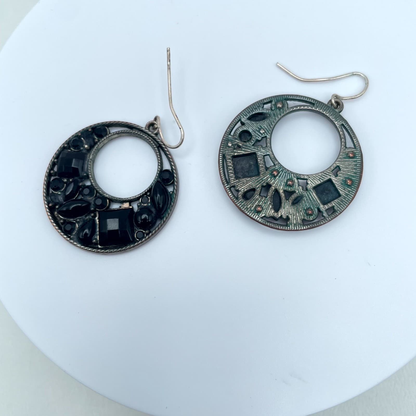 Vintage Silver-Tone Retro Gothic Faceted Onyx Beads Hoop Dangle Hook Earrings - Thumbnail 6