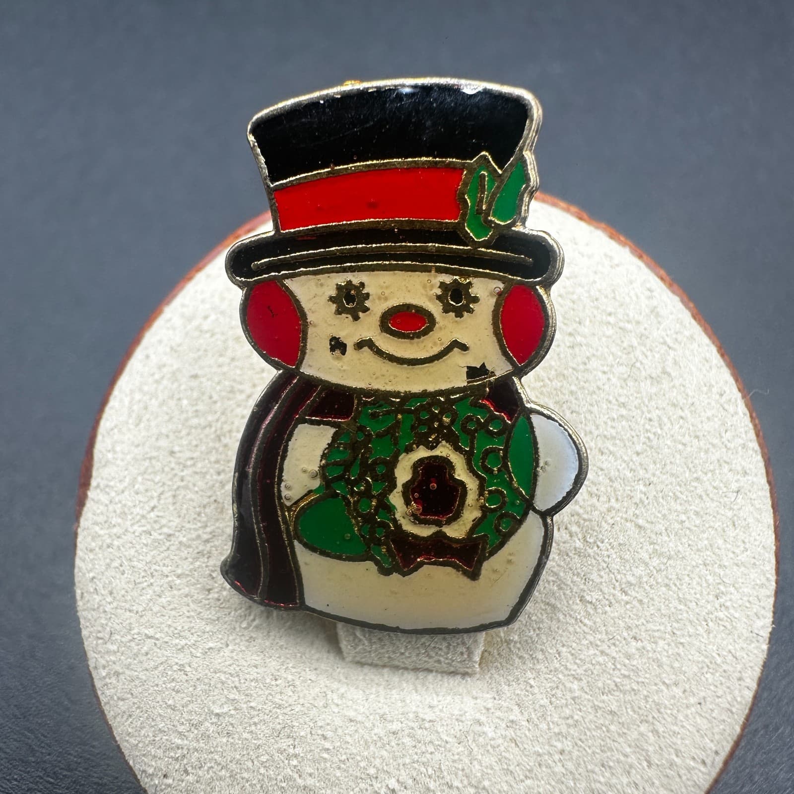 Vintage Enamel Snowman Pin – Christmas Wreath Holiday Brooch - Thumbnail 3