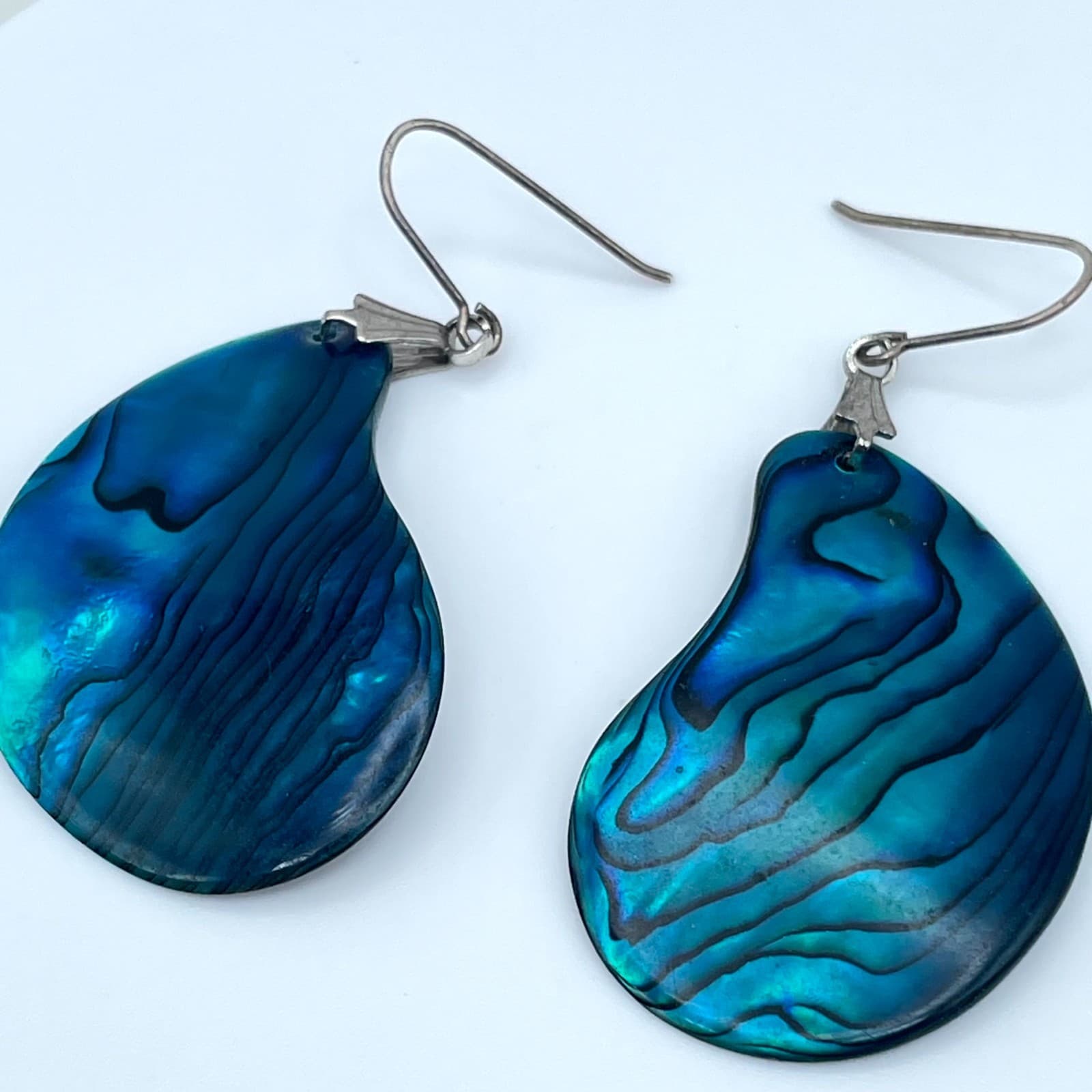 Bohemian Silver-Tone Green Iridescent Abalone Shell Teardrop Drop Hook Earrings - Thumbnail 5