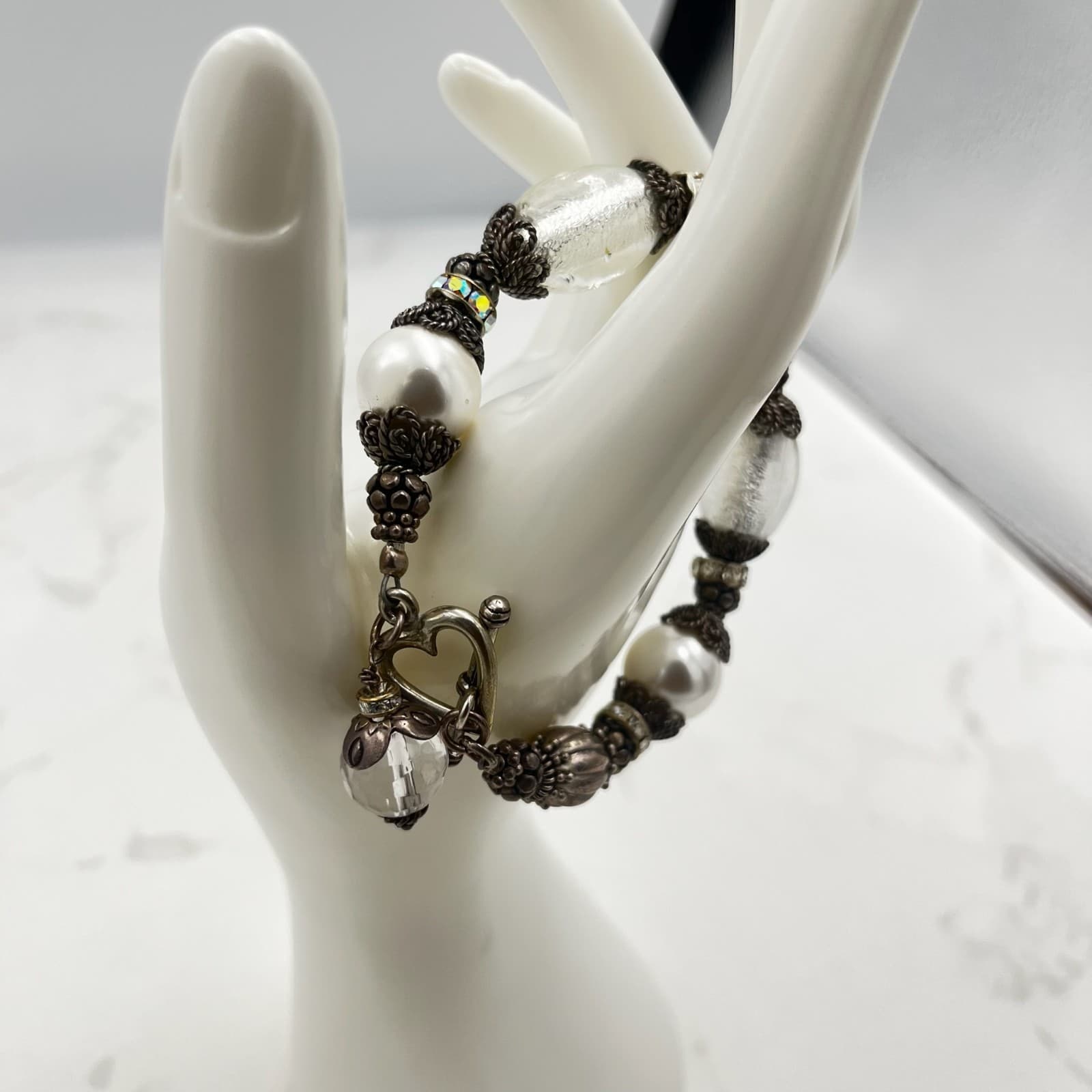 Vintage Elegant Silver Tone Pearl Crystal Bead Bead Heart Toggle Clasp Bracelet - Thumbnail 2