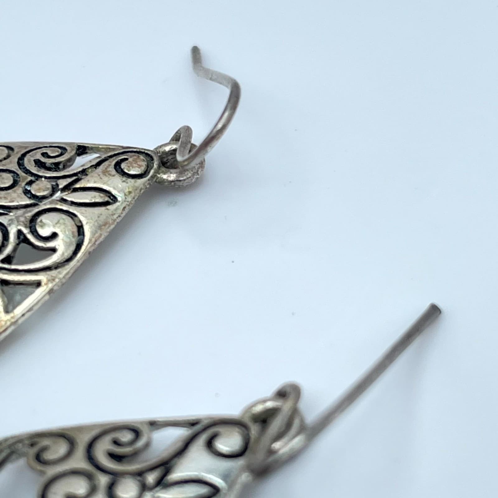 Vintage Celtic-Inspired Silver-Tone Filigree Teardrop Dangle French Hook Earring - Thumbnail 8