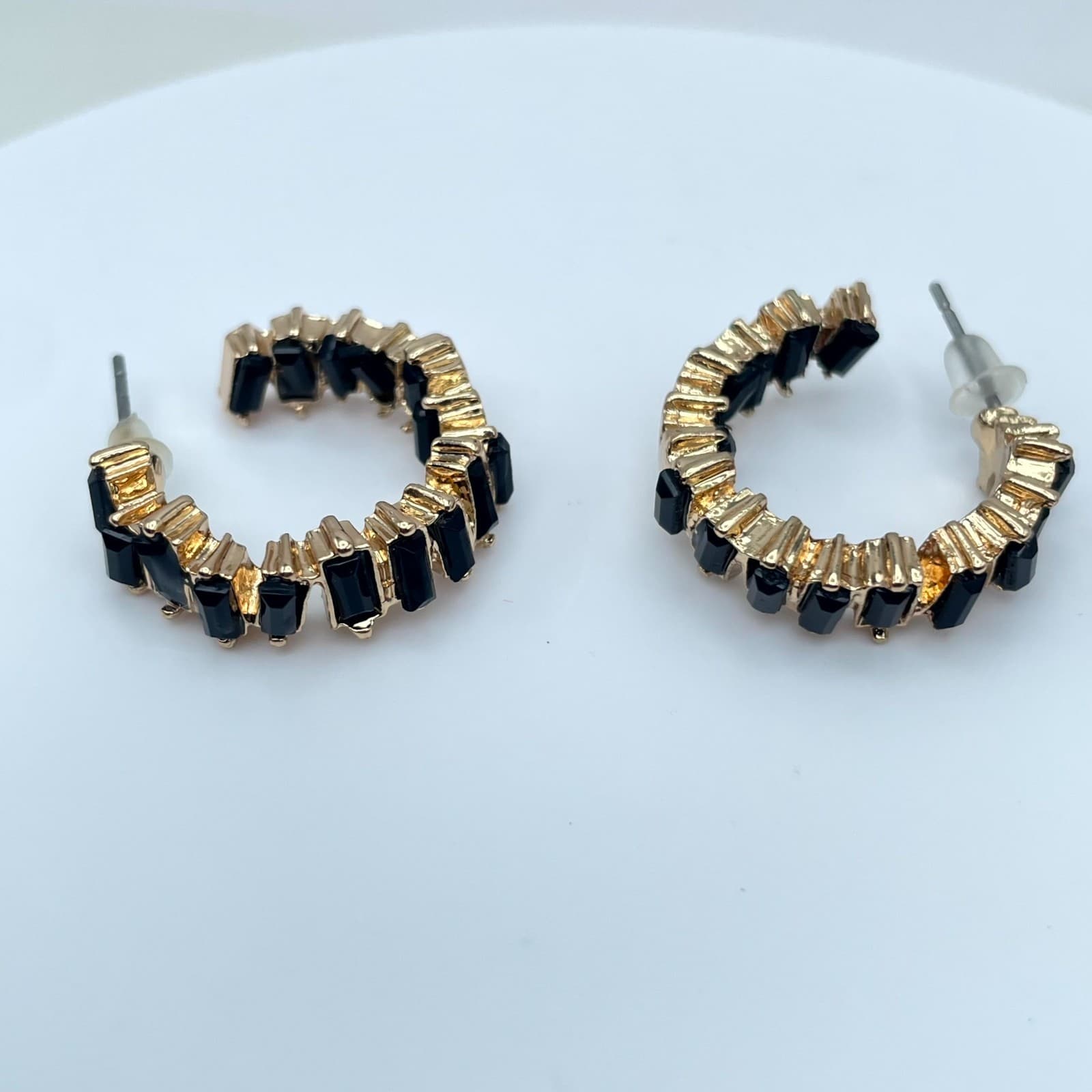 Y2K Gold-Tone Classic Huggie Style Bezel Black Faceted Glass Beads Hoop Earrings - Image 1