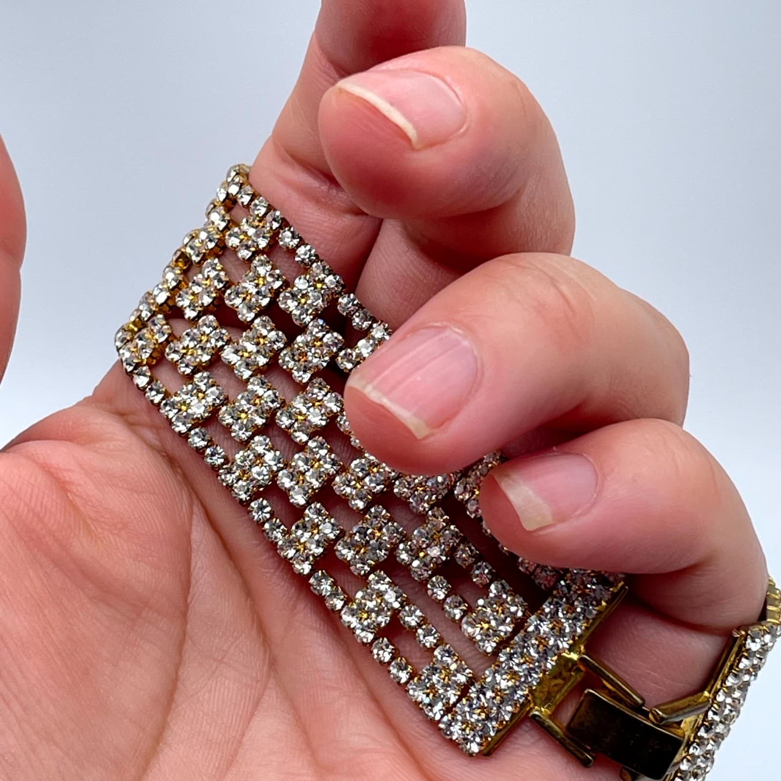 Vintage Retro Gold-Tone Classic Hollywood Glamour Prong Rhinestone Cuff Bracelet - Thumbnail 14