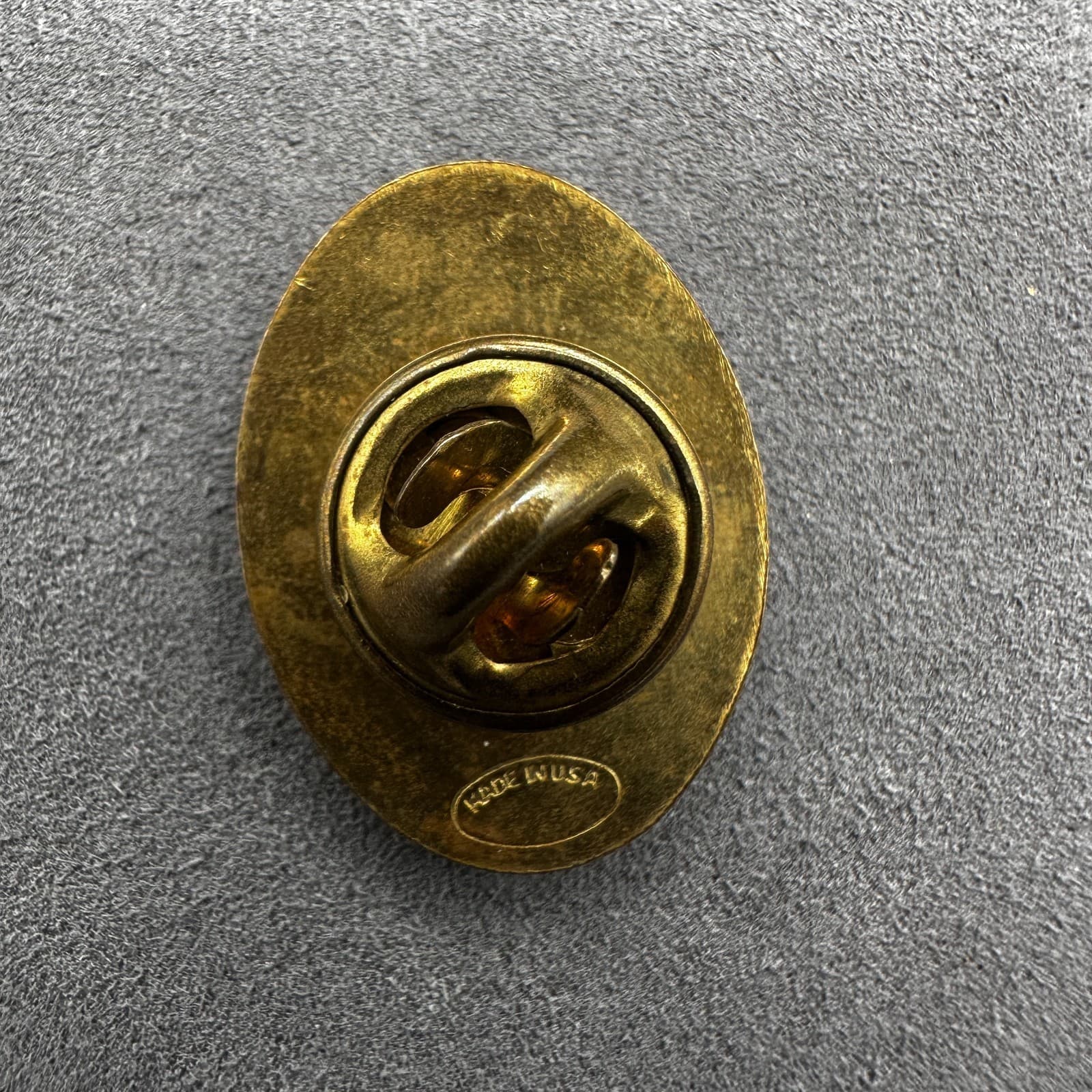 Vintage Guardian Angel Brooch – Oval Religious Art Pin - Thumbnail 2