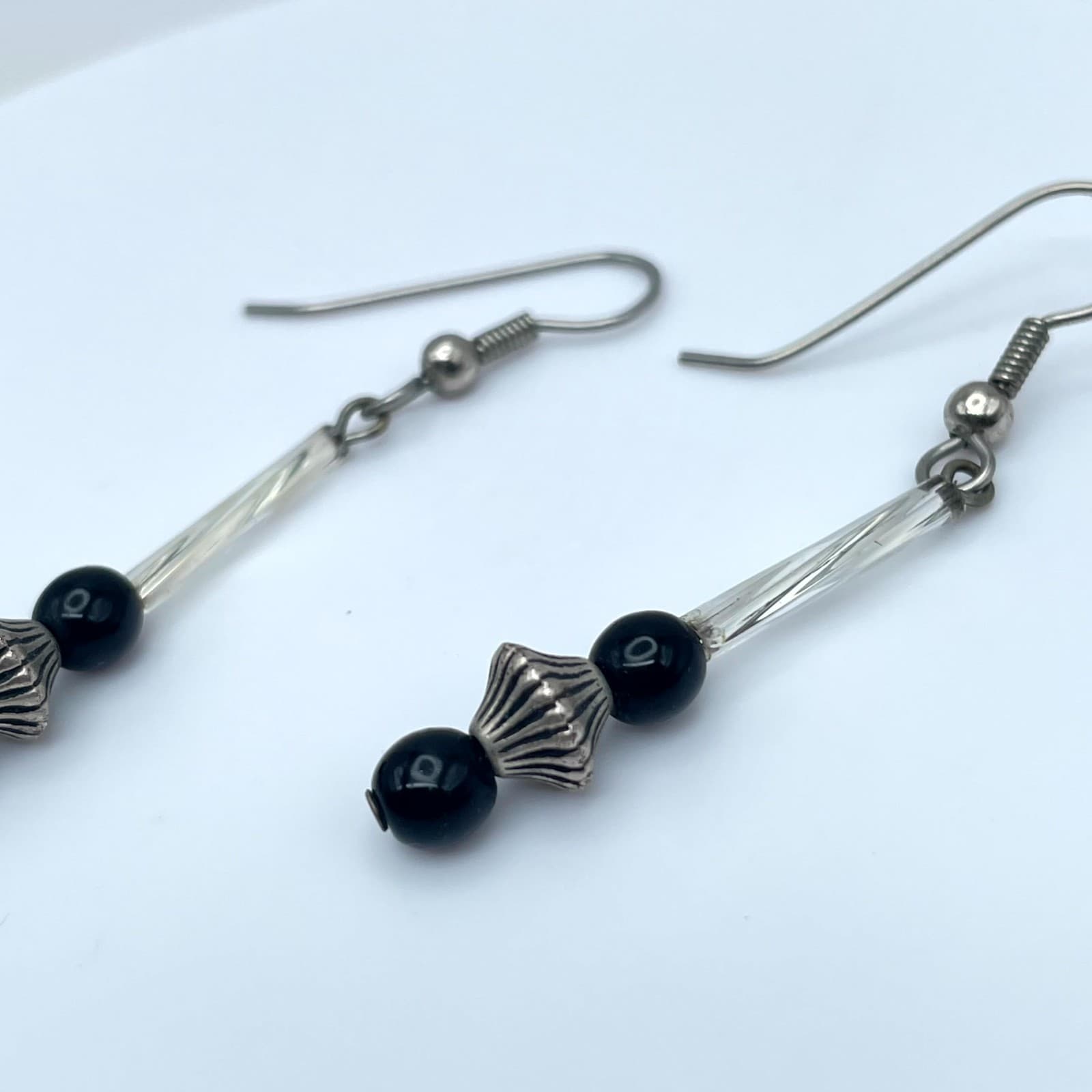 Vintage Silver-Tone Classic Modernist Boho Black Bead Linear Dangle Hook Earring - Thumbnail 3