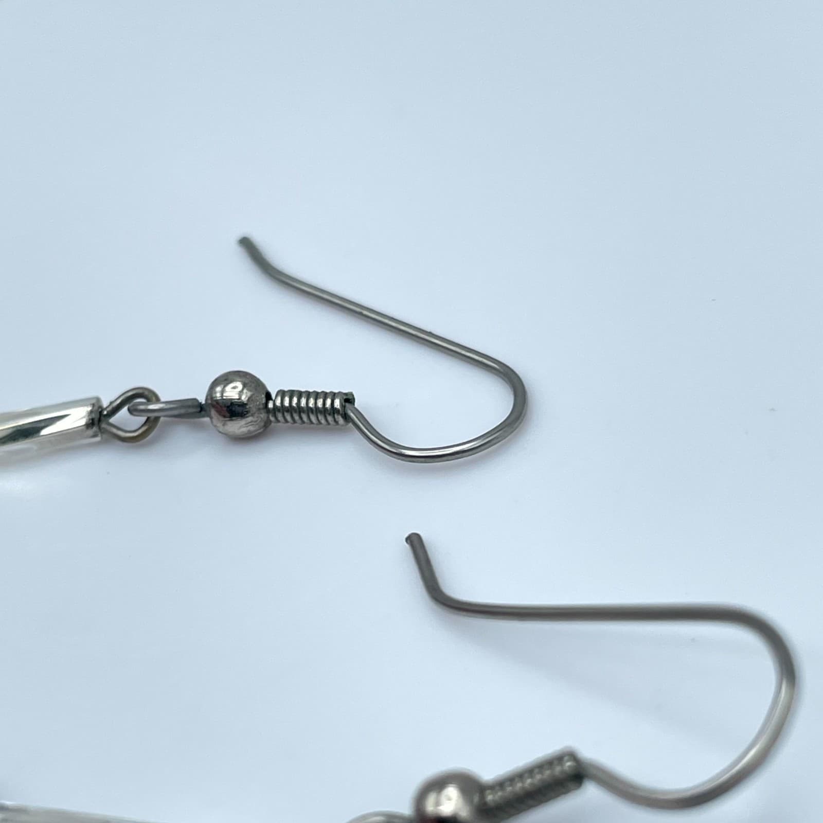 Vintage Silver-Tone Classic Modernist Boho Black Bead Linear Dangle Hook Earring - Thumbnail 7