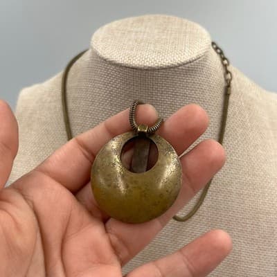 VTG Bronze Tone Modernist Circle Pendant Necklace Snake Chain Geometric Cutout - Thumbnail 2