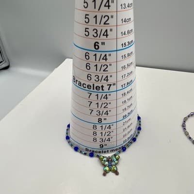 Vintage Set of 3 Beaded Bracelets Butterfly Cupcake Charm Iridescent Blue Purple - Thumbnail 12