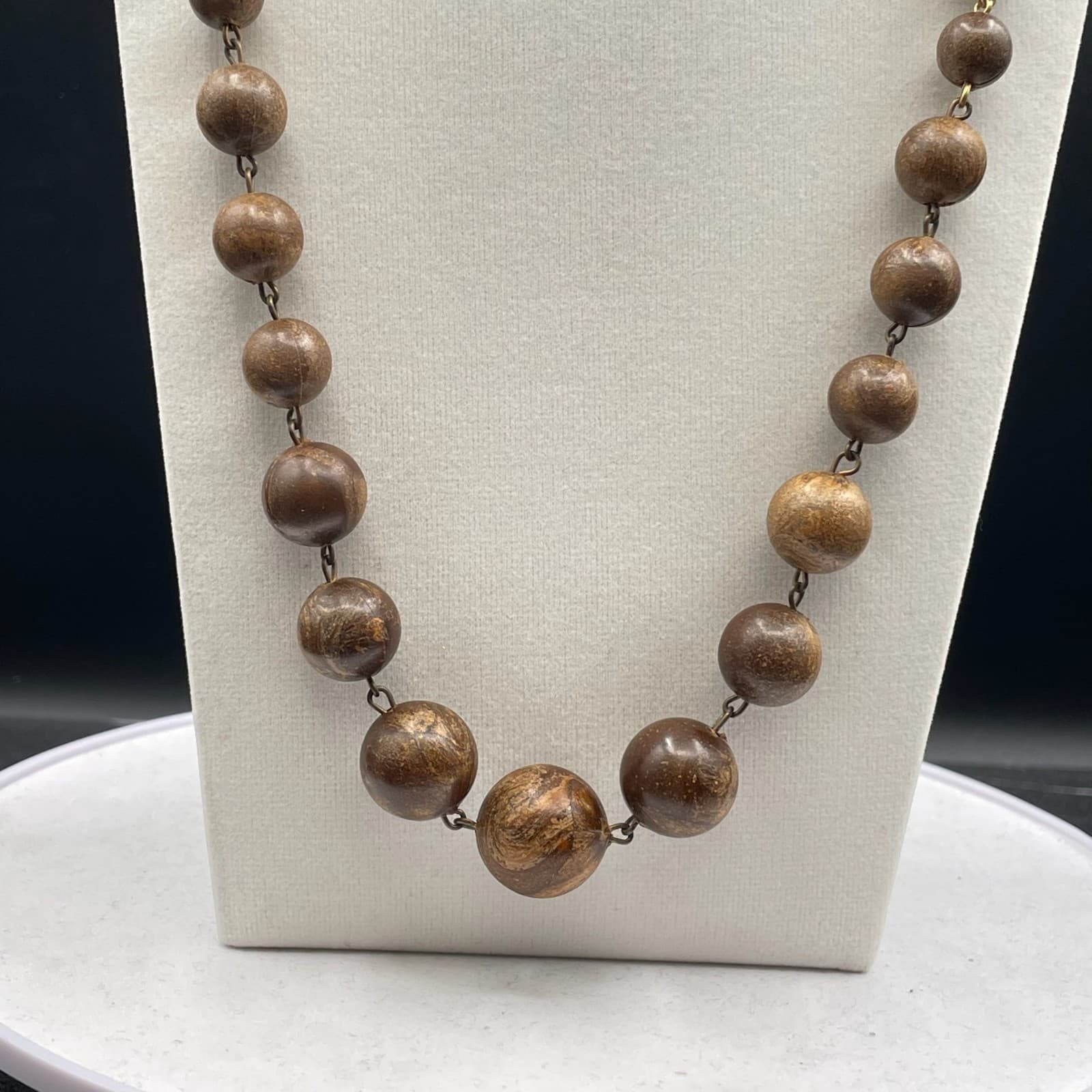 Vintage Womens Brown Wooden Beaded Metal Links 14.5" Long Fashion Necklace - Thumbnail 4