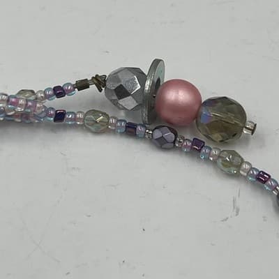 Vintage Set of 3 Beaded Bracelets Butterfly Cupcake Charm Iridescent Blue Purple - Thumbnail 7