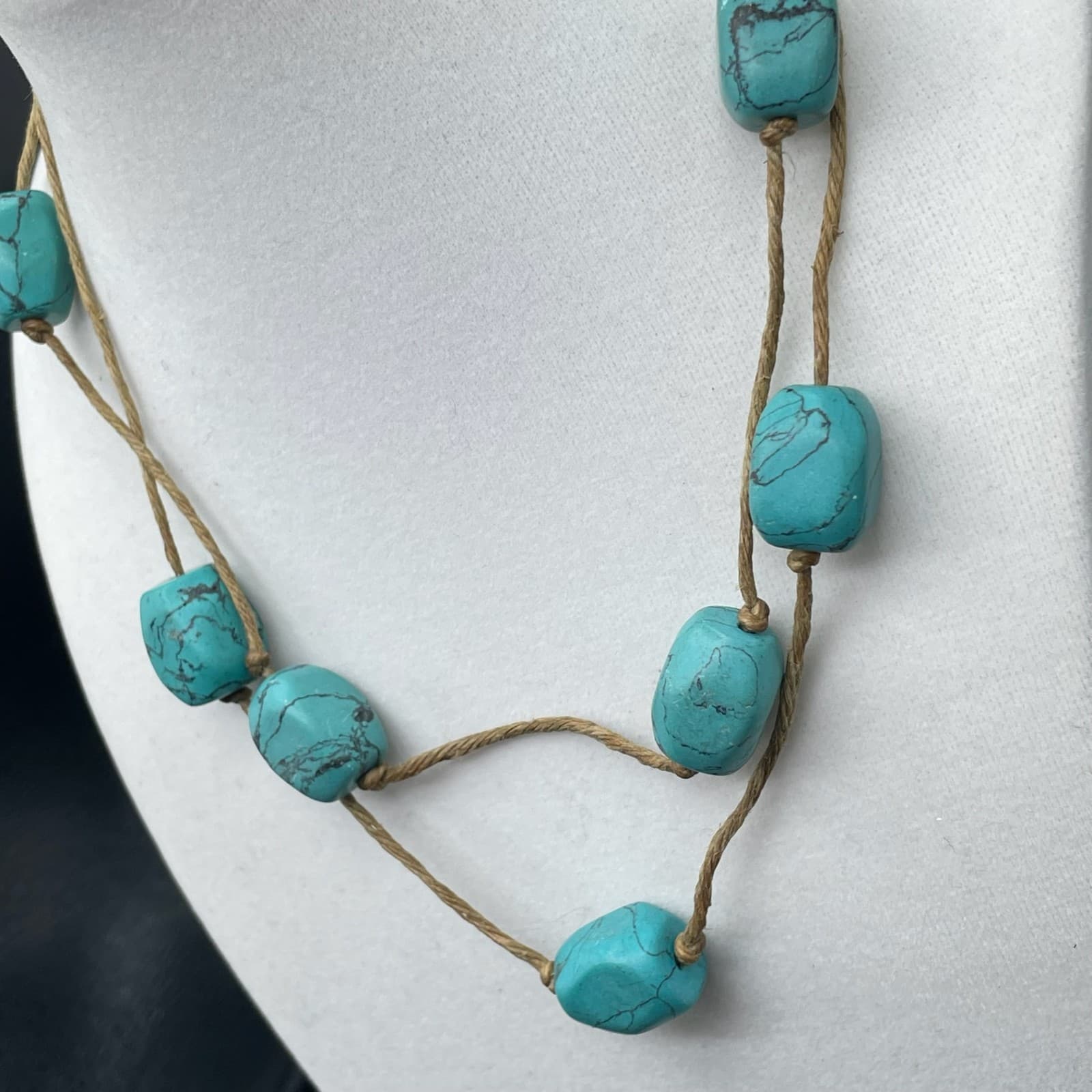 Vintage Express Teal Lobster Cord Reconstituted Turquoise Beaded Chunky Necklace - Thumbnail 7