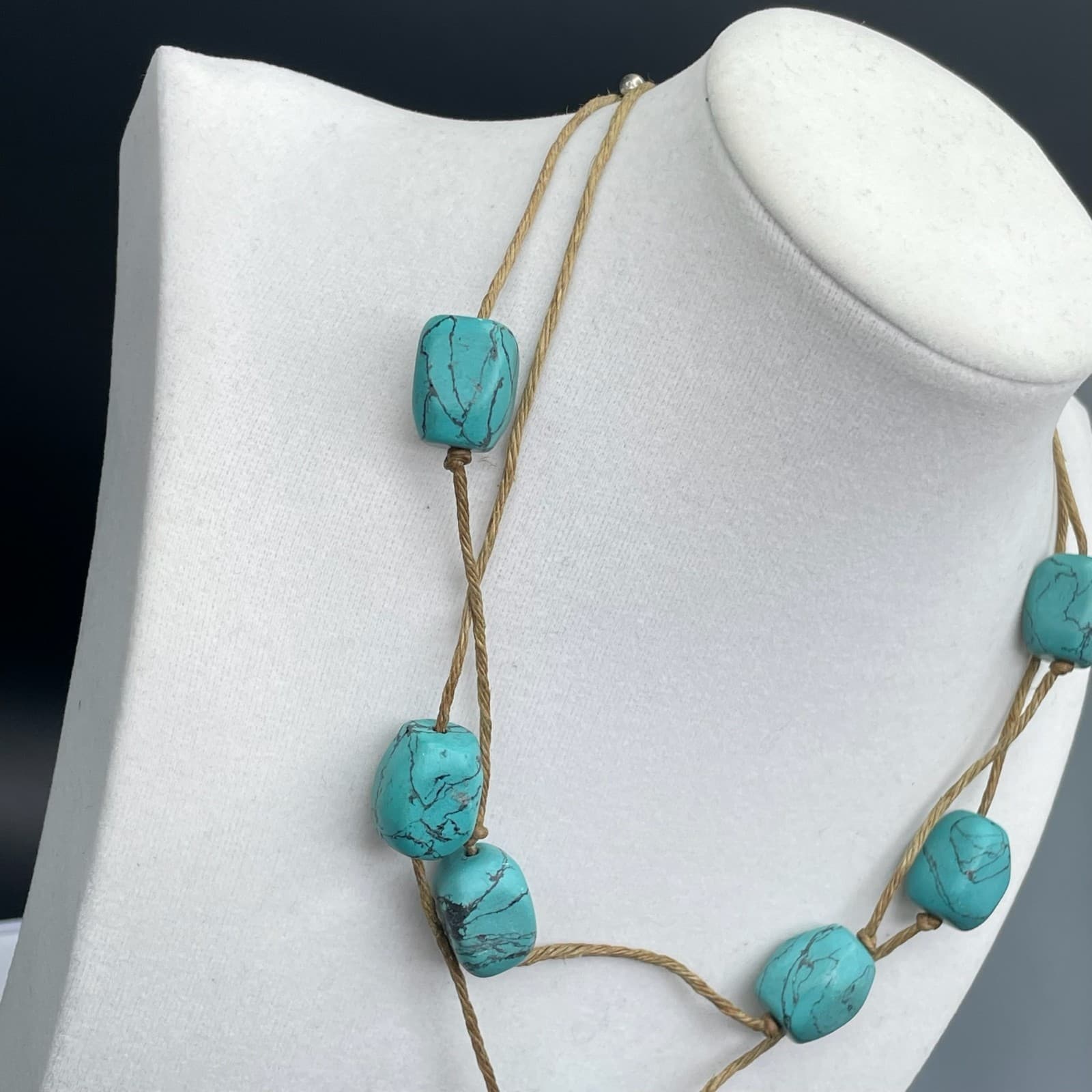Vintage Express Teal Lobster Cord Reconstituted Turquoise Beaded Chunky Necklace - Thumbnail 5