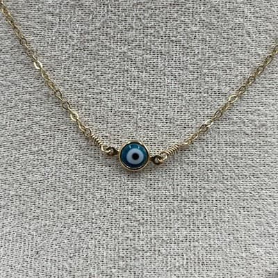 Vintage Gold Tone Evil Eye Pendant Necklace Blue White Minimalist Dainty Chain - Thumbnail 3