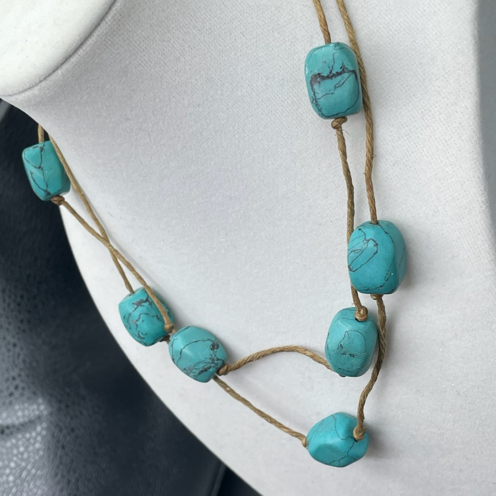 Vintage Express Teal Lobster Cord Reconstituted Turquoise Beaded Chunky Necklace - Thumbnail 8