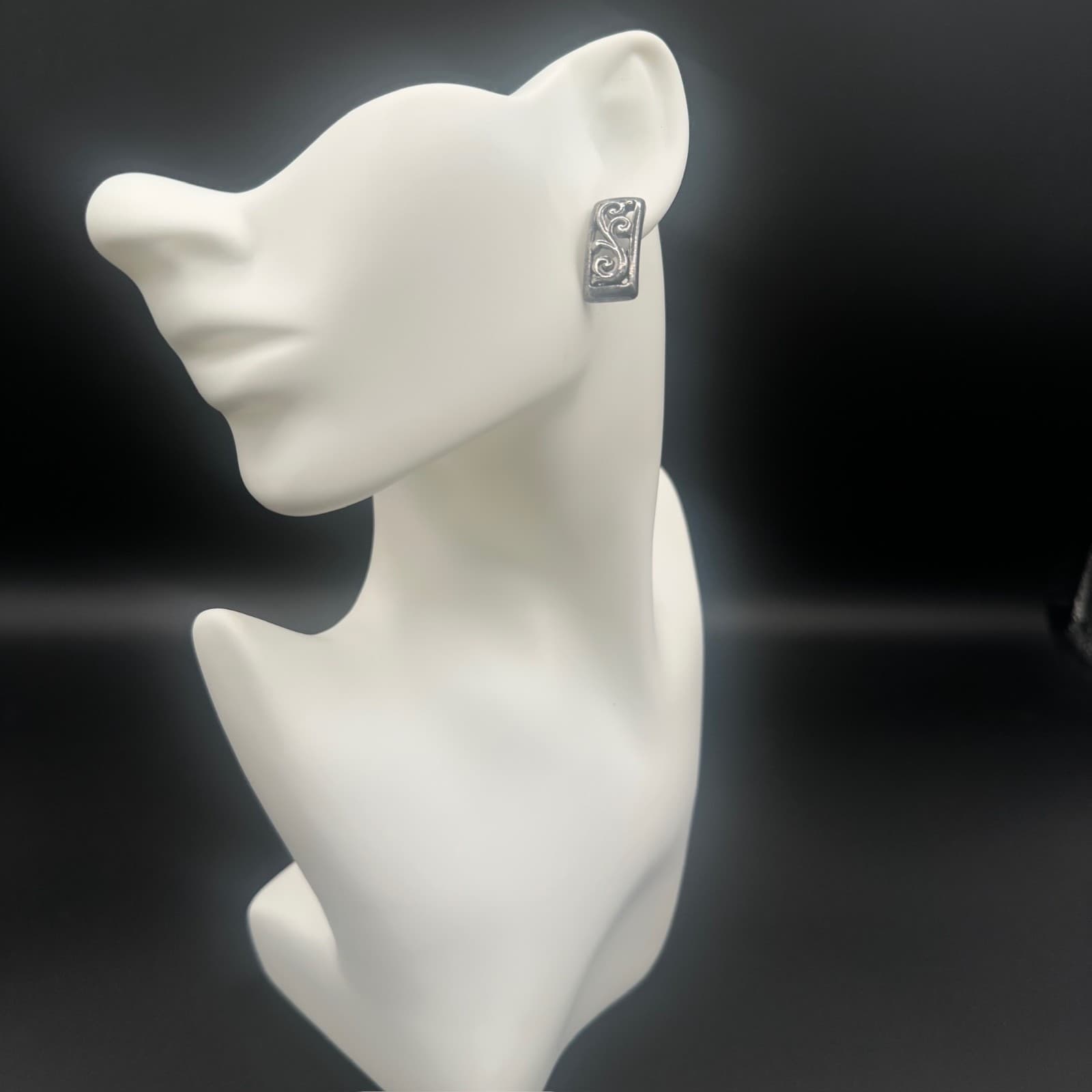 Vintage Silvertone Etched Rectangle Clip-On Earrings – Swirl Design - Thumbnail 2