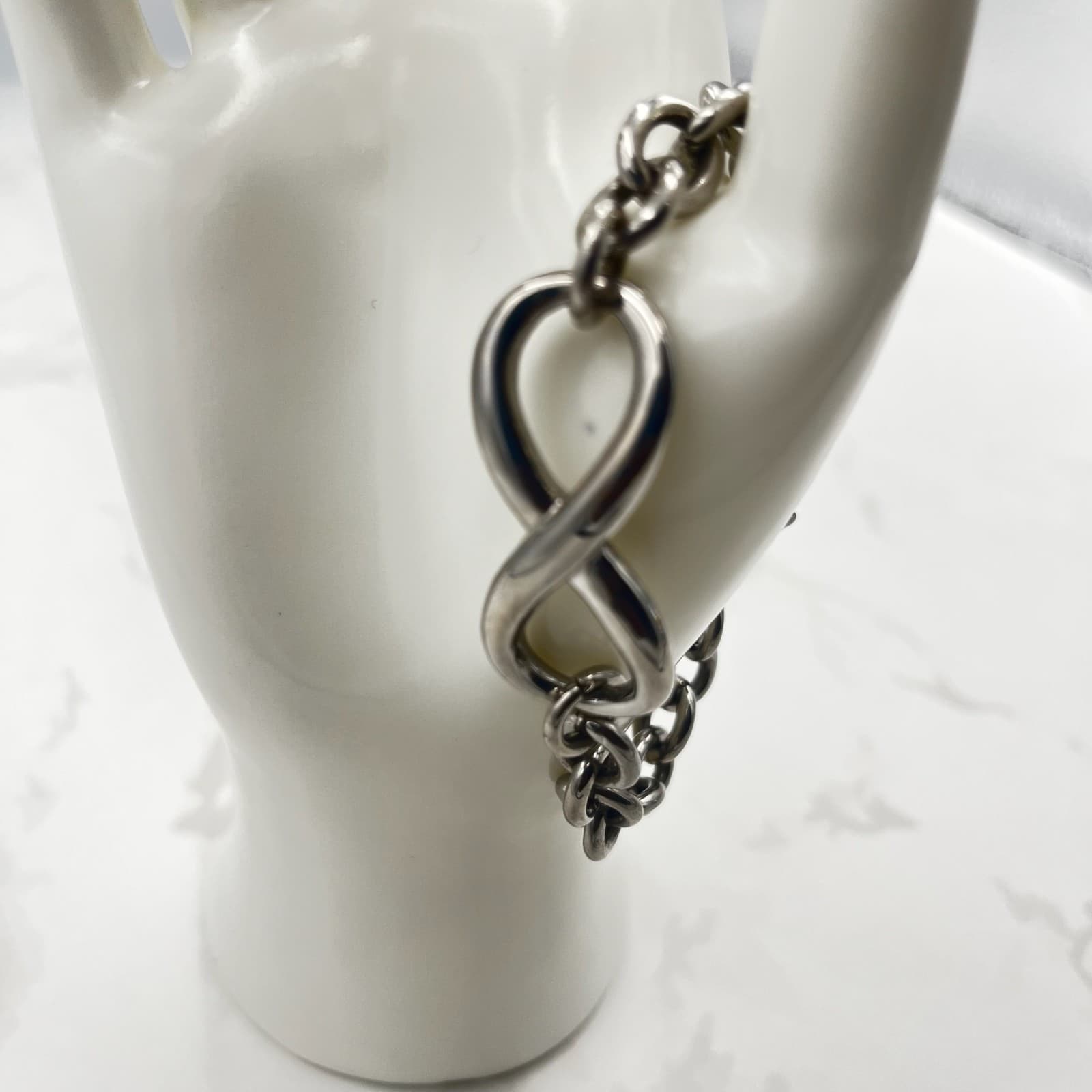 Vintage Modernist Chunky Silver Tone Chain Link Bracelet Statement Jewelry - Thumbnail 3